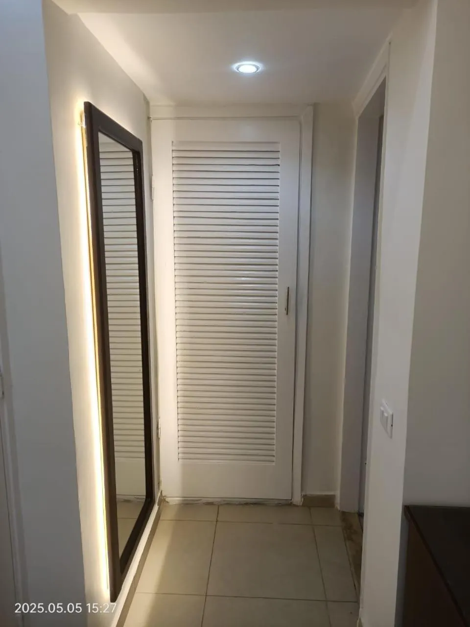 wardrobe in Salma Hotel Cairo