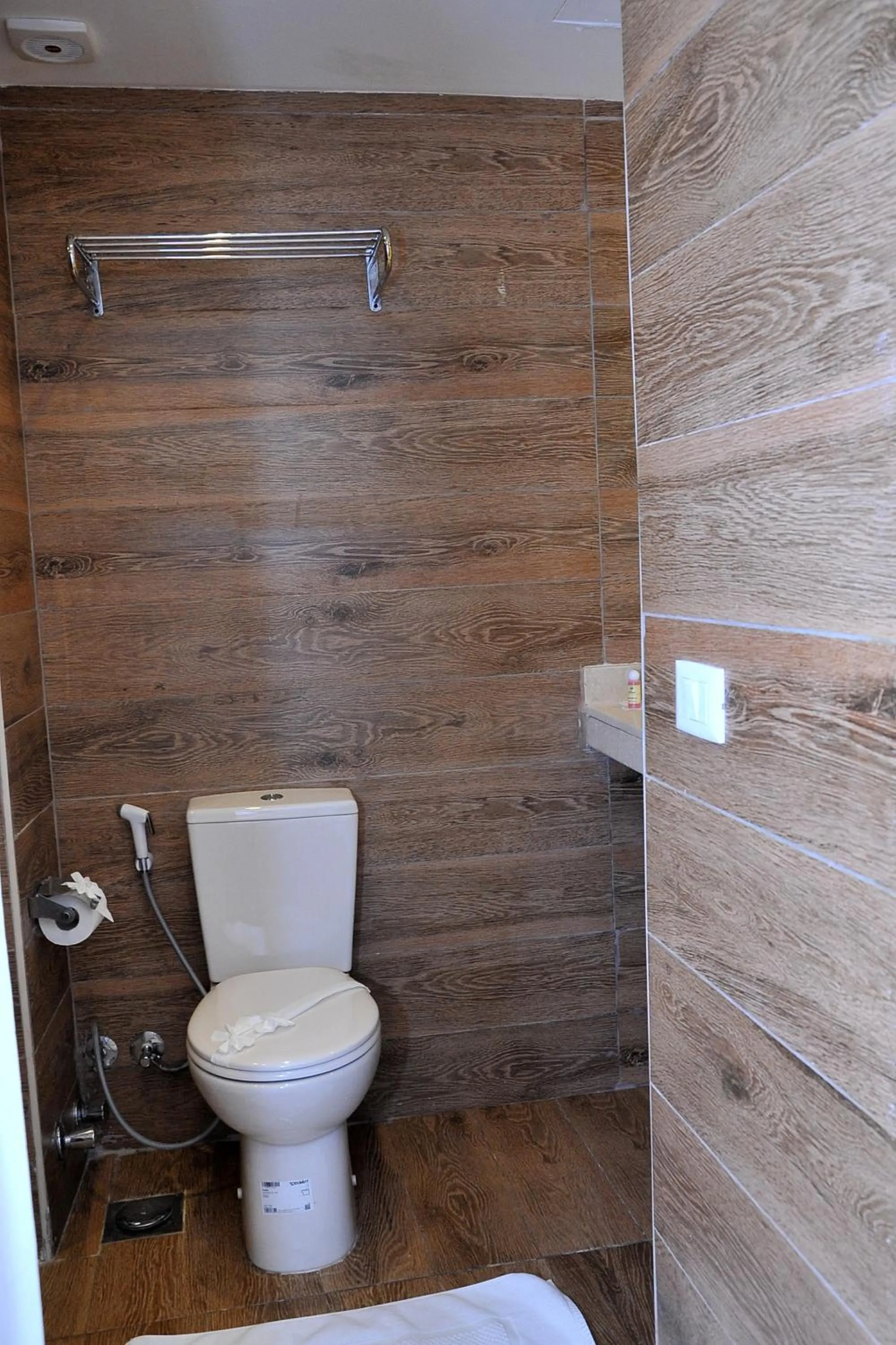 Bathroom in Salma Hotel Cairo