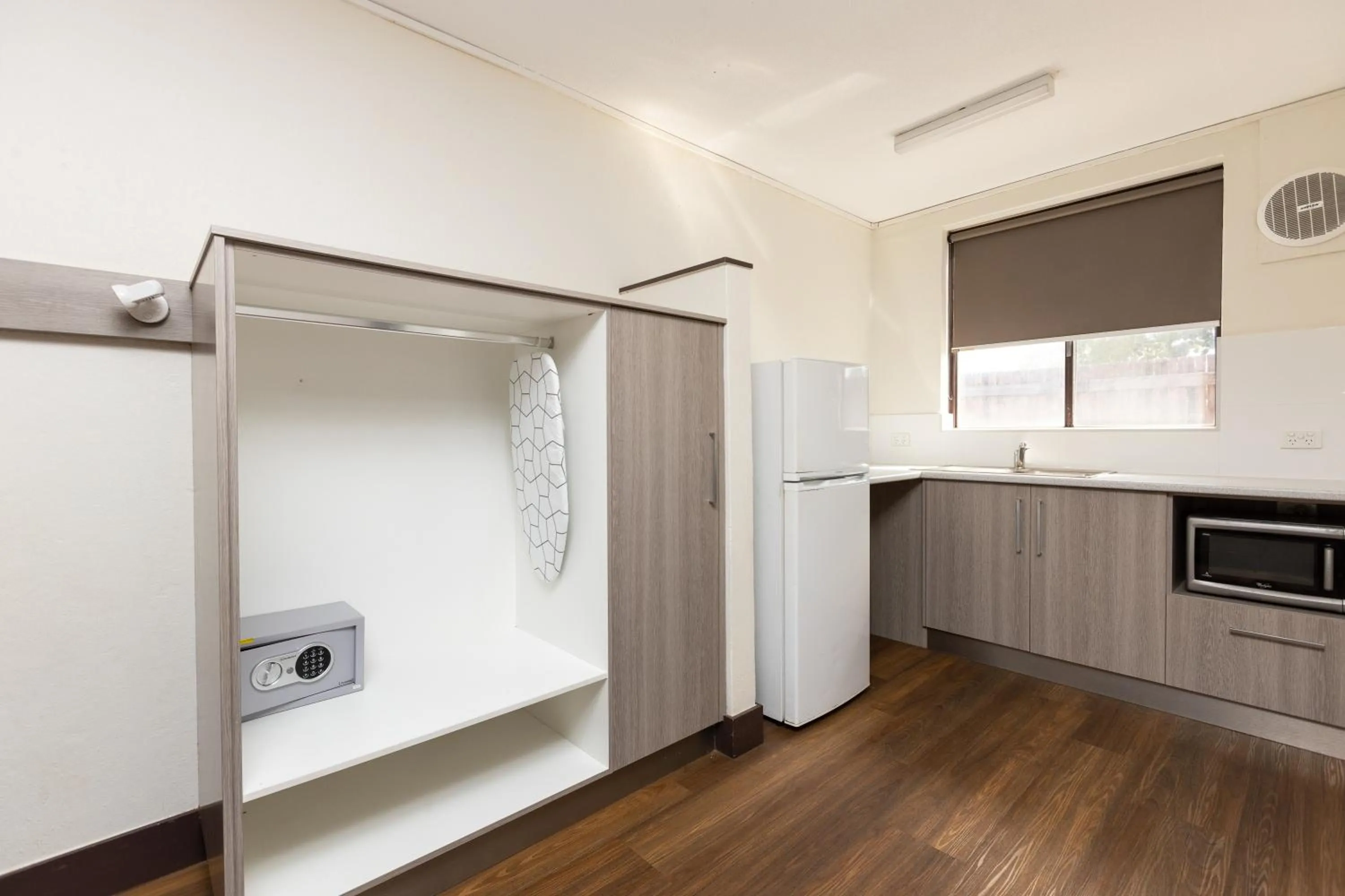 Kitchen or kitchenette in Broome Time Resort