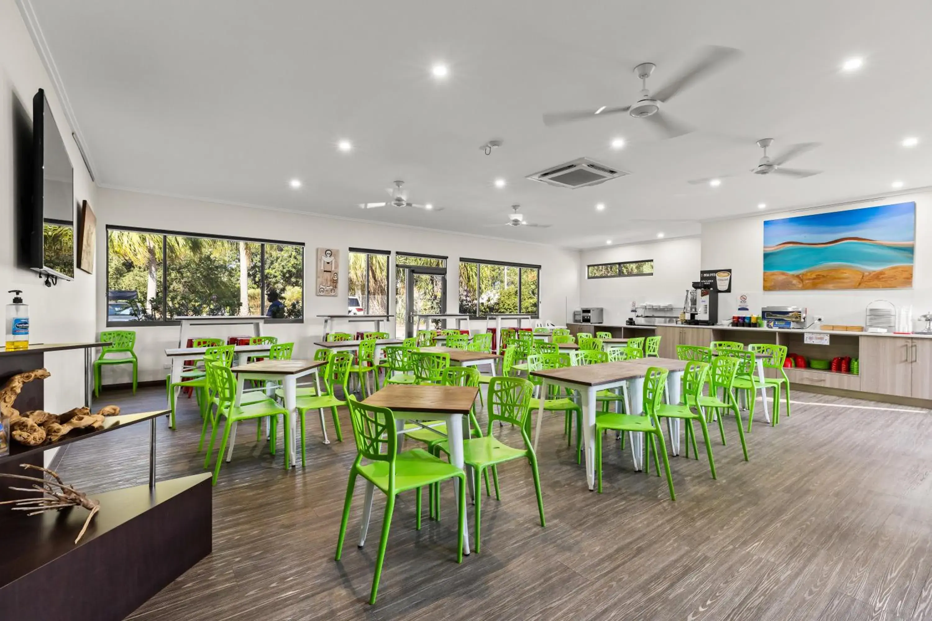 Breakfast in Broome Time Resort Breakfast in Broome Time Resort