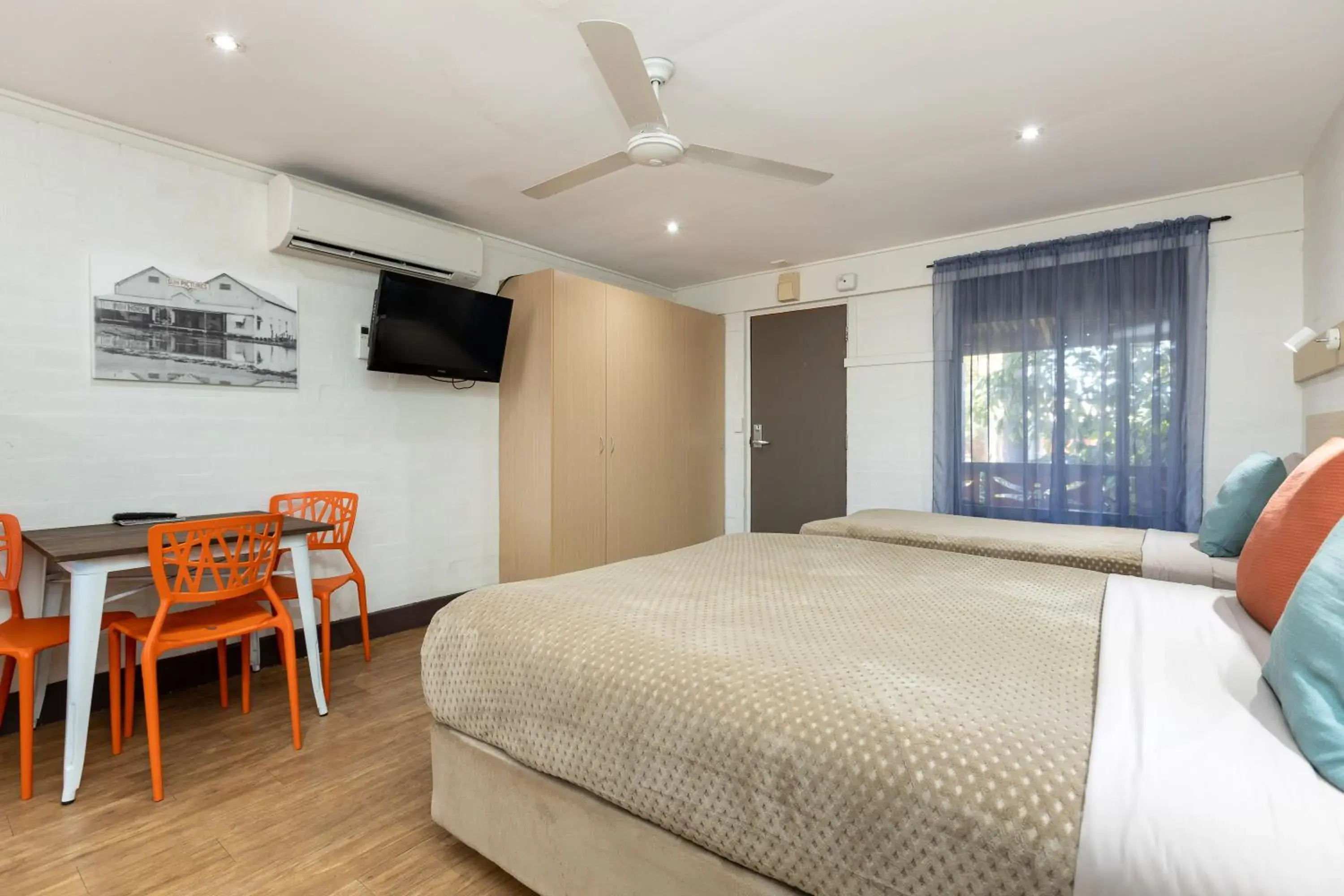 Bedroom, Bed in Broome Time Resort Bedroom, Bed in Broome Time Resort