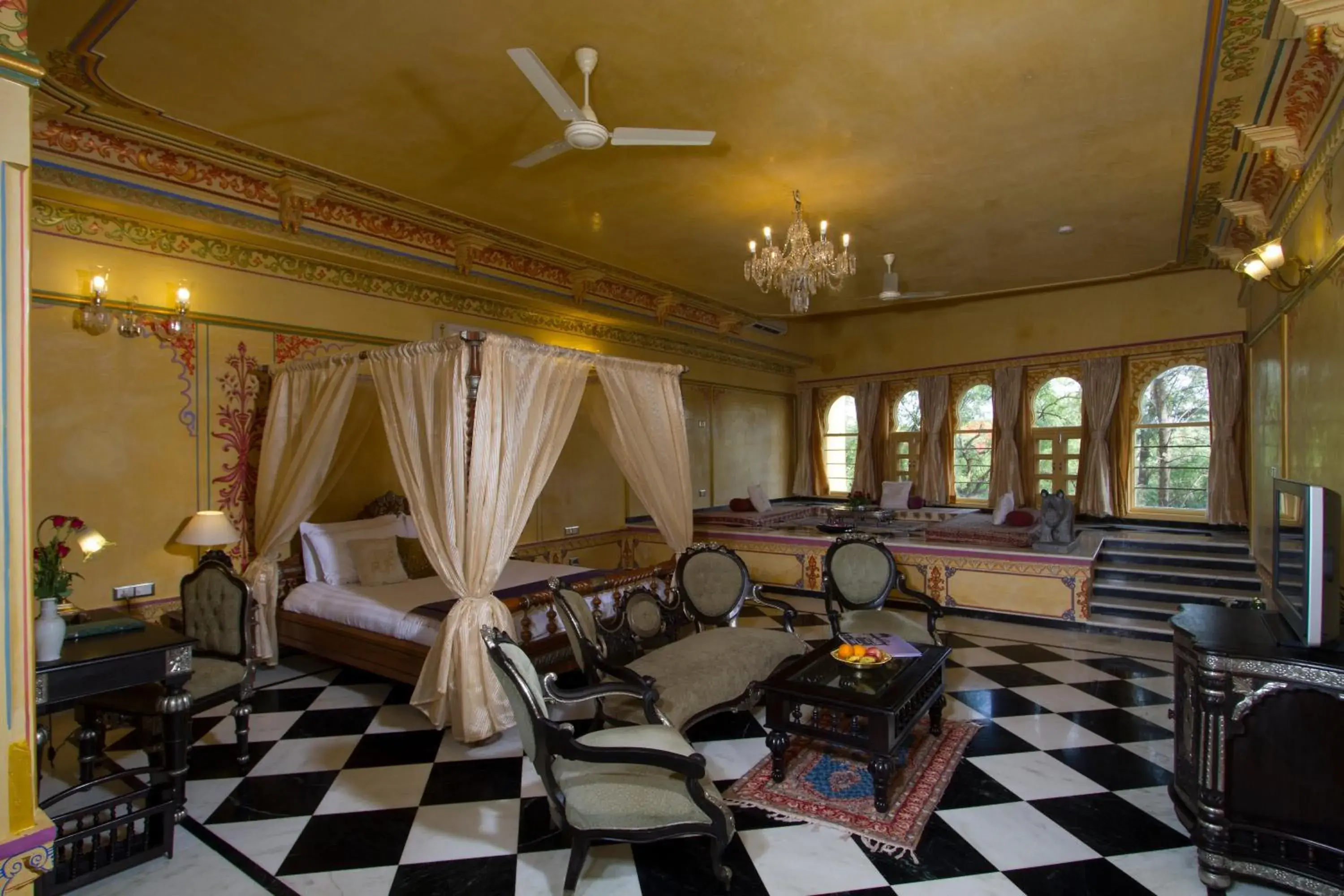 Property building in Chunda Palace Property building in Chunda Palace