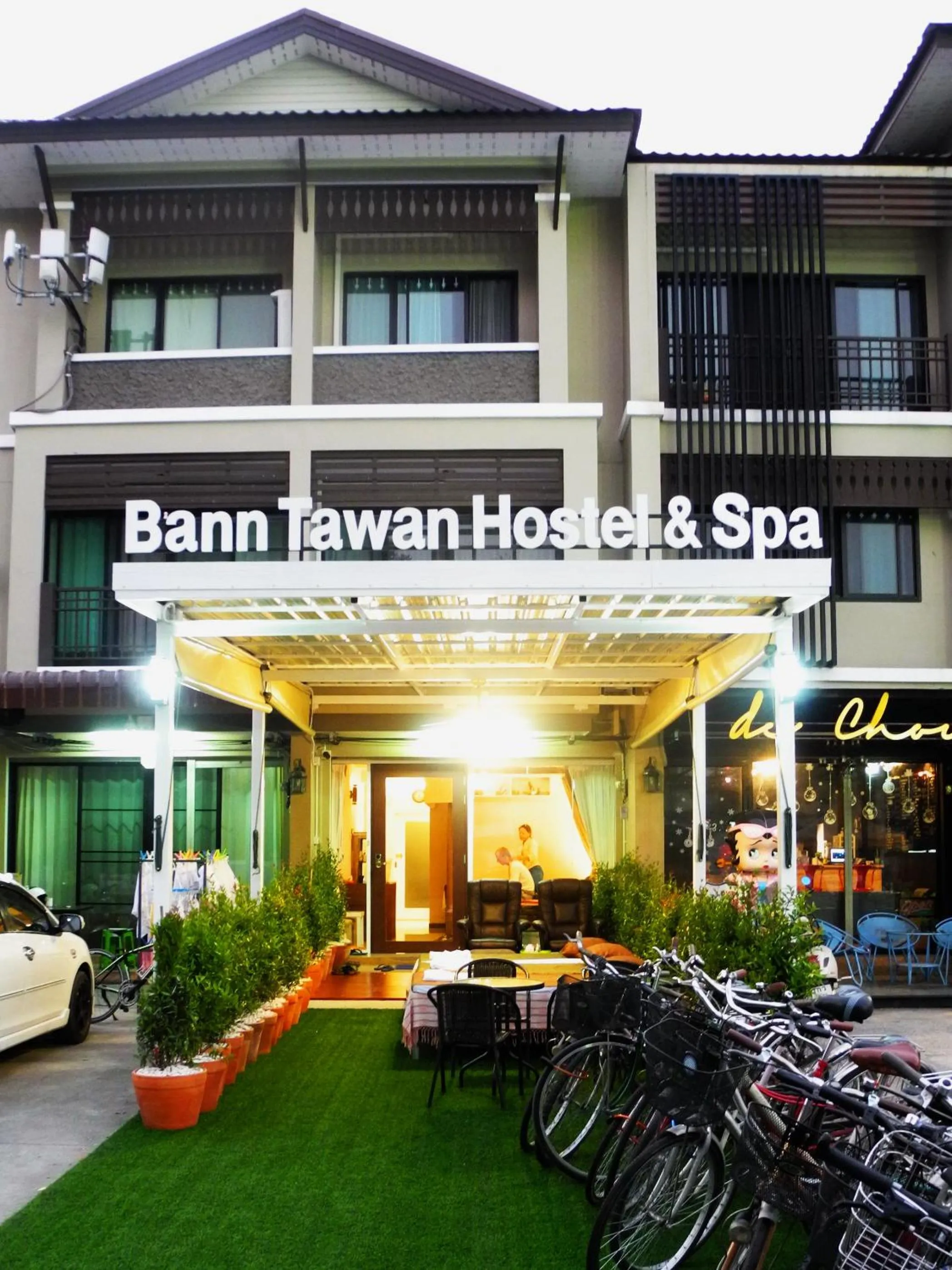 Property building in Bann Tawan Hostel Chiang Rai