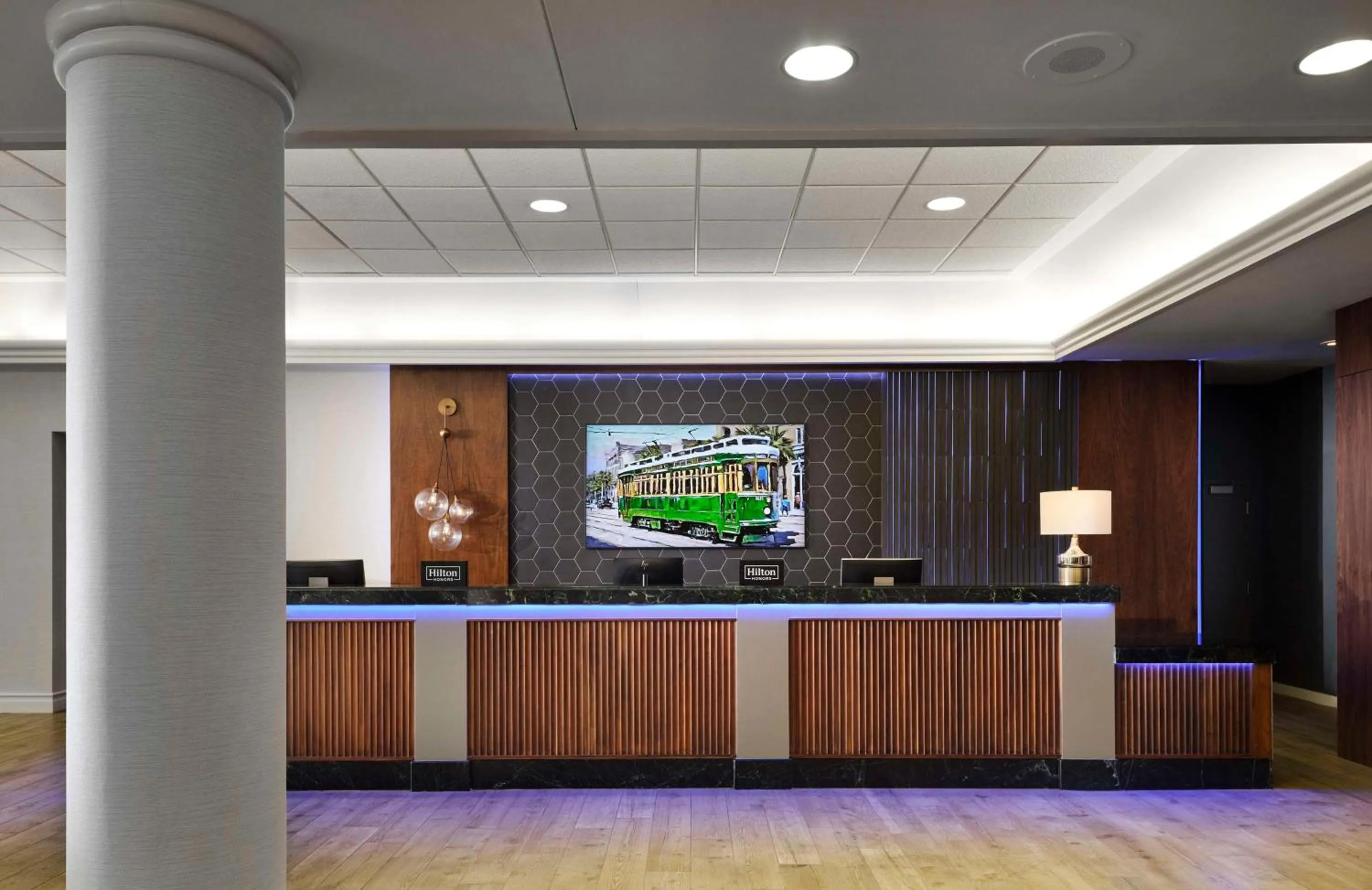 Lobby or reception in Hilton New Orleans Airport