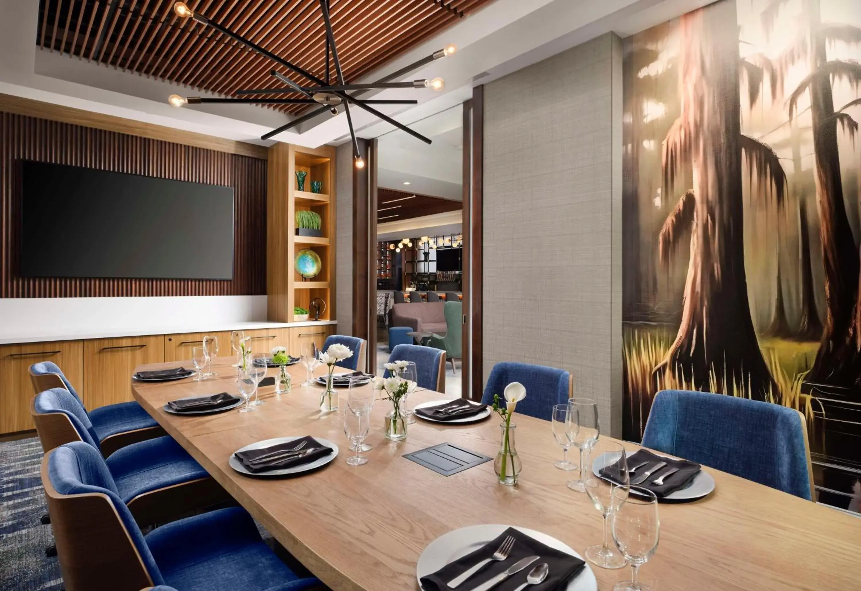 Restaurant/places to eat in Hilton New Orleans Airport Restaurant/places to eat in Hilton New Orleans Airport