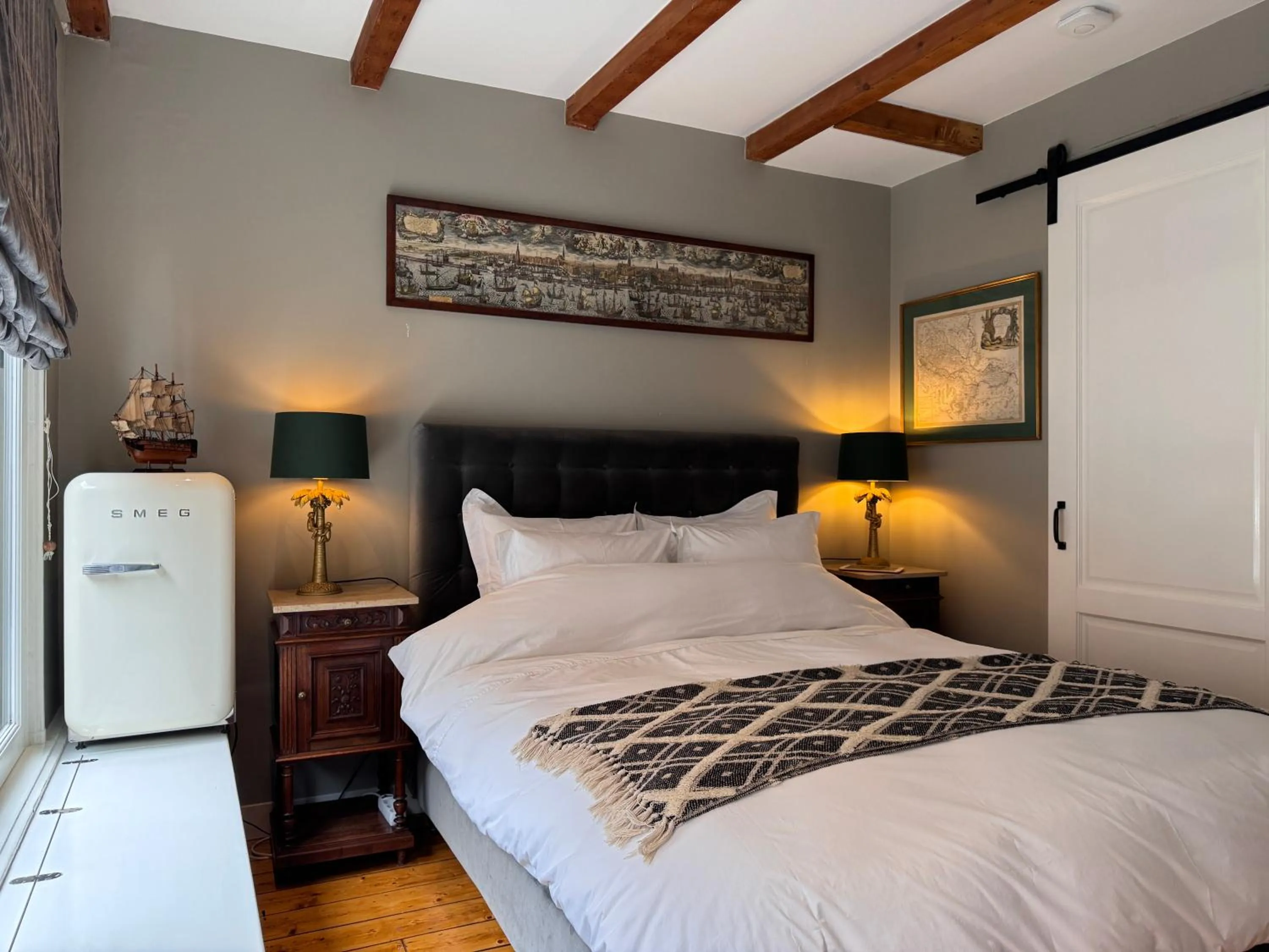 Shower, Bed in The Lastage Inn - Bed & Breakfast