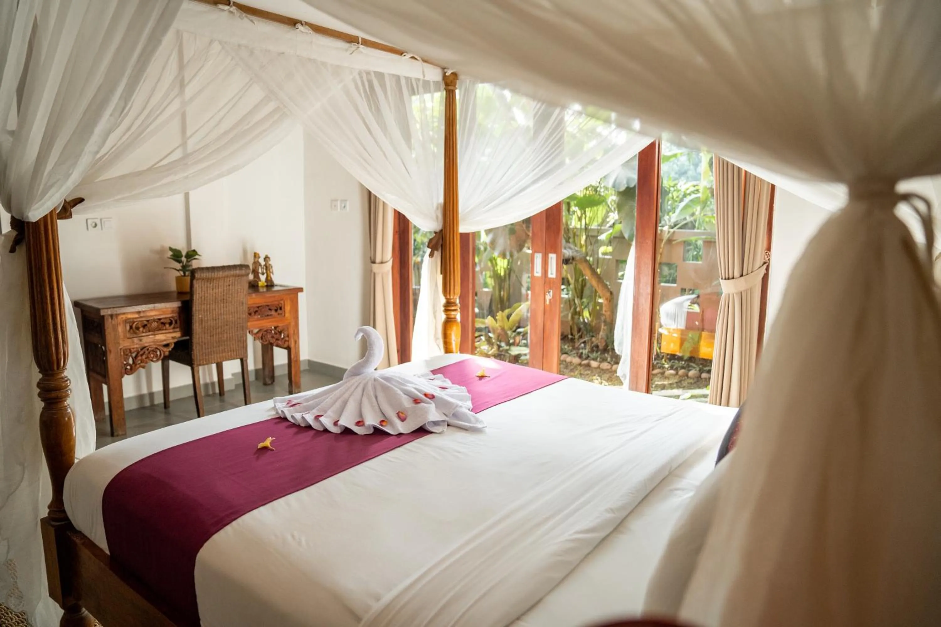 View (from property/room), Bed in Gusde Tranquil Villas by EPS