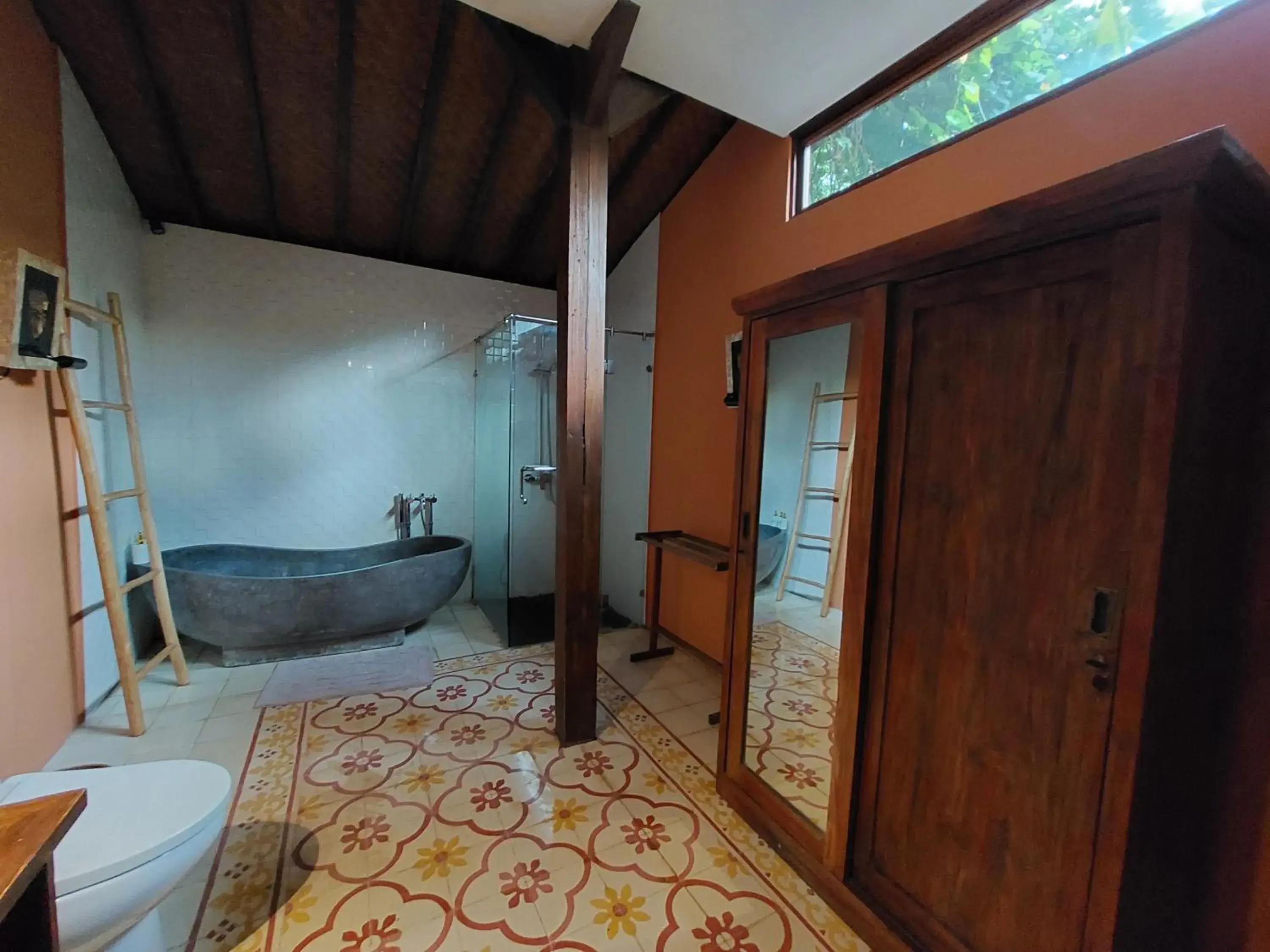 Bathroom, Bed in Gusde Tranquil Villas by EPS Bathroom, Bed in Gusde Tranquil Villas by EPS
