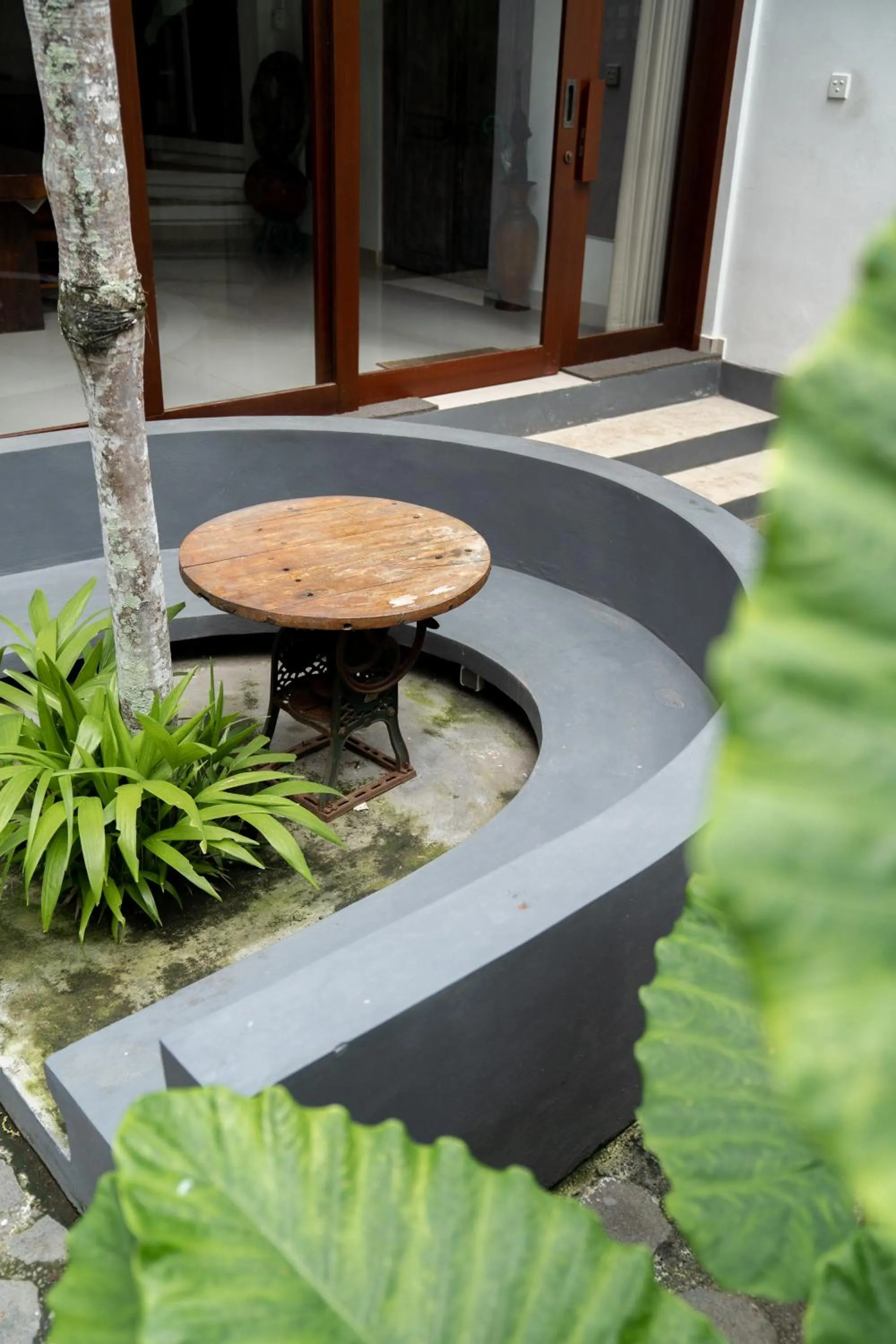 Patio in Gusde Tranquil Villas by EPS