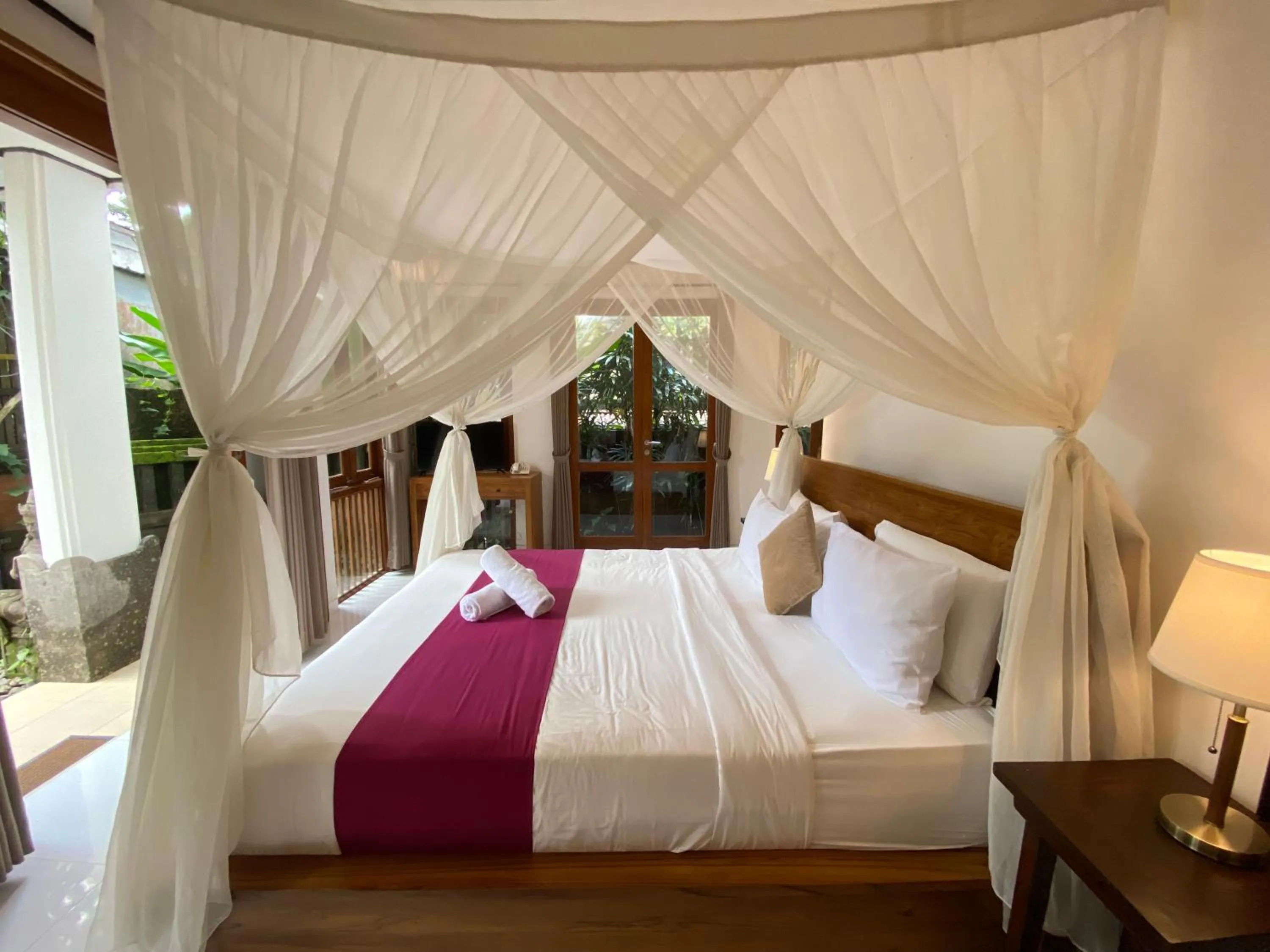 Bed in Gusde Tranquil Villas by EPS