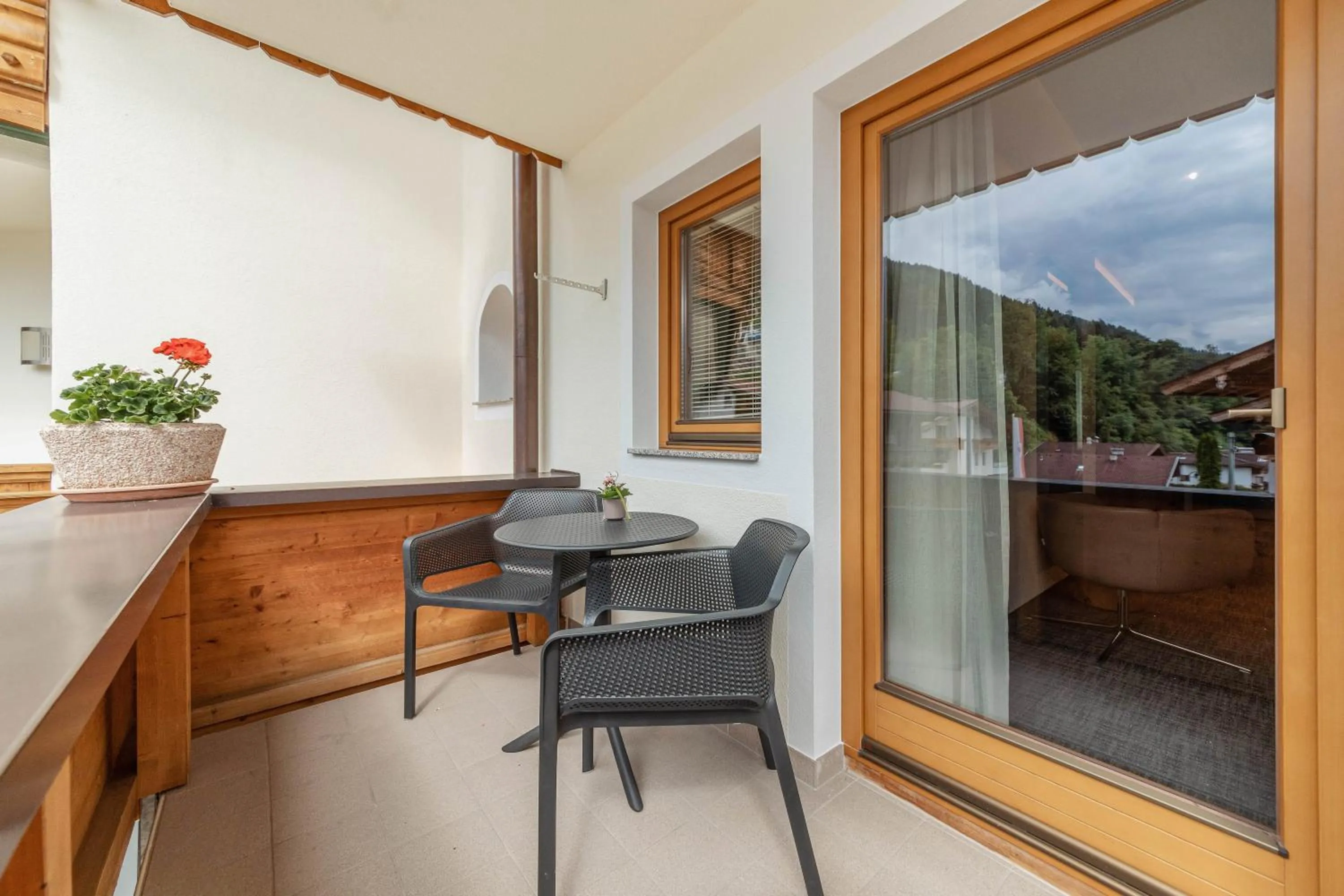 Balcony/Terrace in Kräuterhotel Hochzillertal