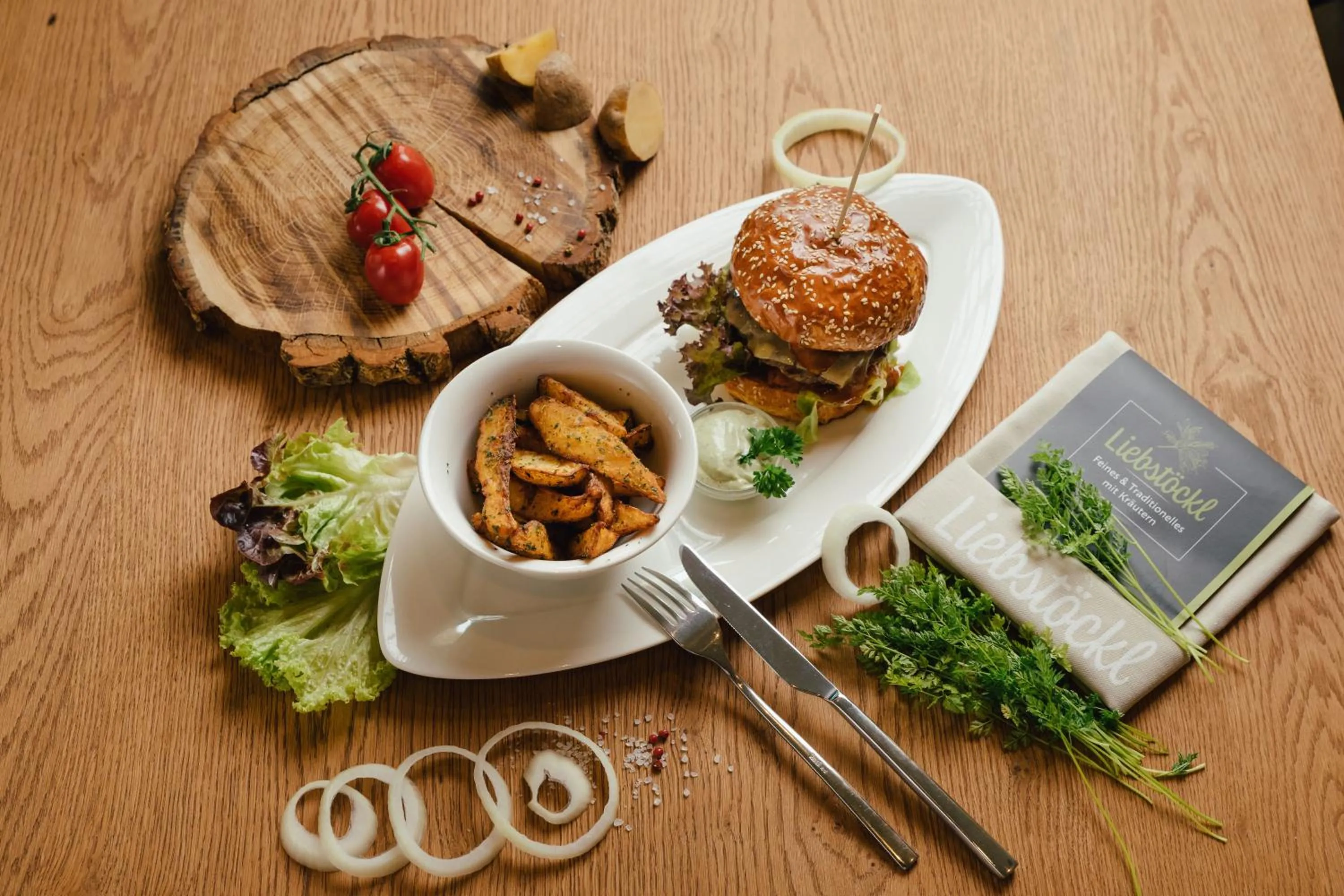 Restaurant/places to eat in Kräuterhotel Hochzillertal