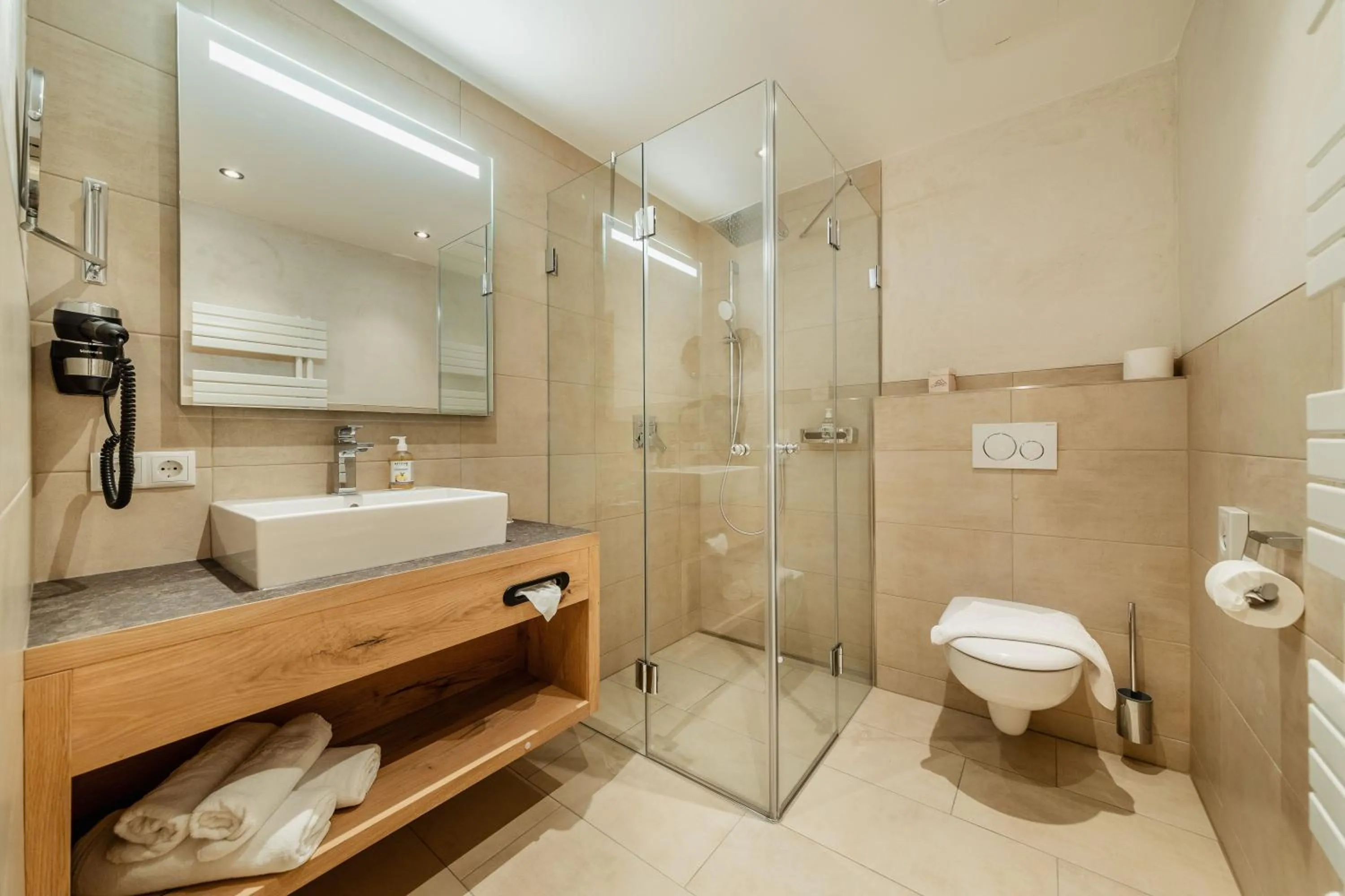 Shower in Kräuterhotel Hochzillertal