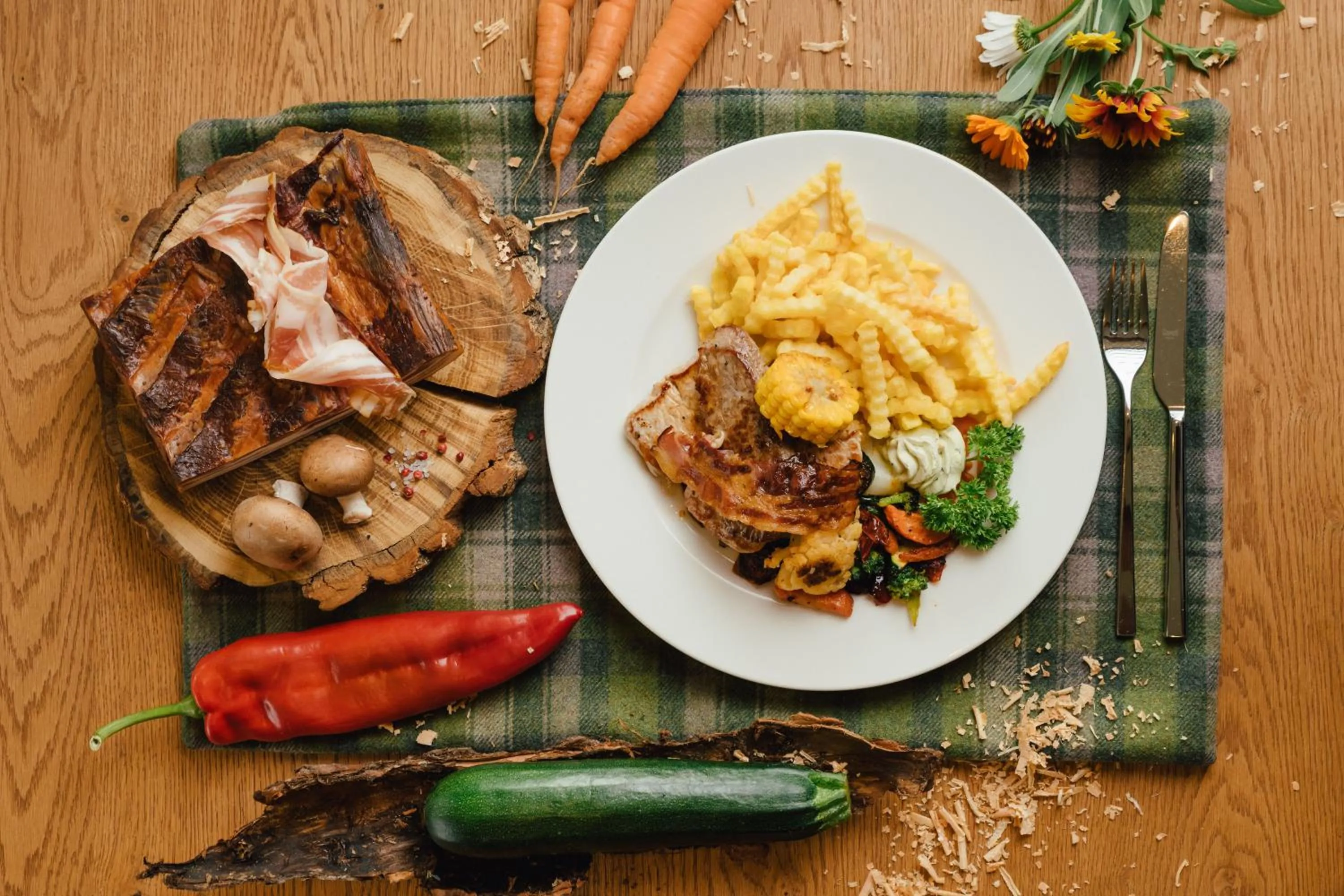 Restaurant/places to eat in Kräuterhotel Hochzillertal