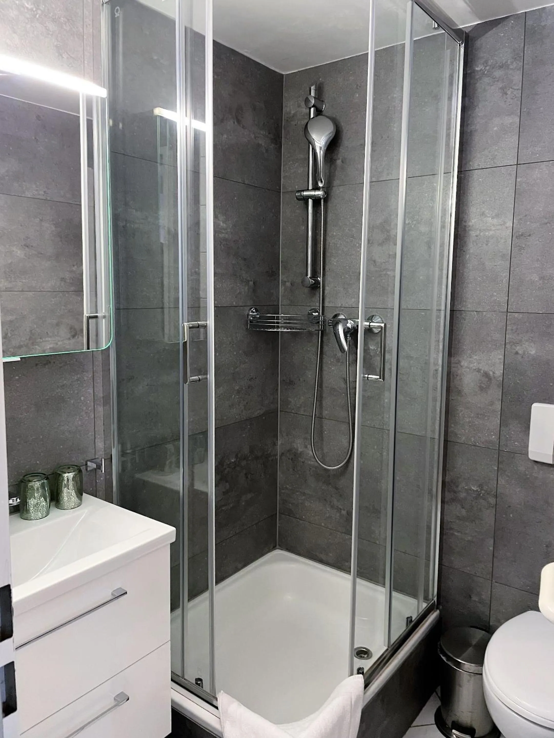 Bathroom in Hotel & Restaurant Schloss Weißenburg