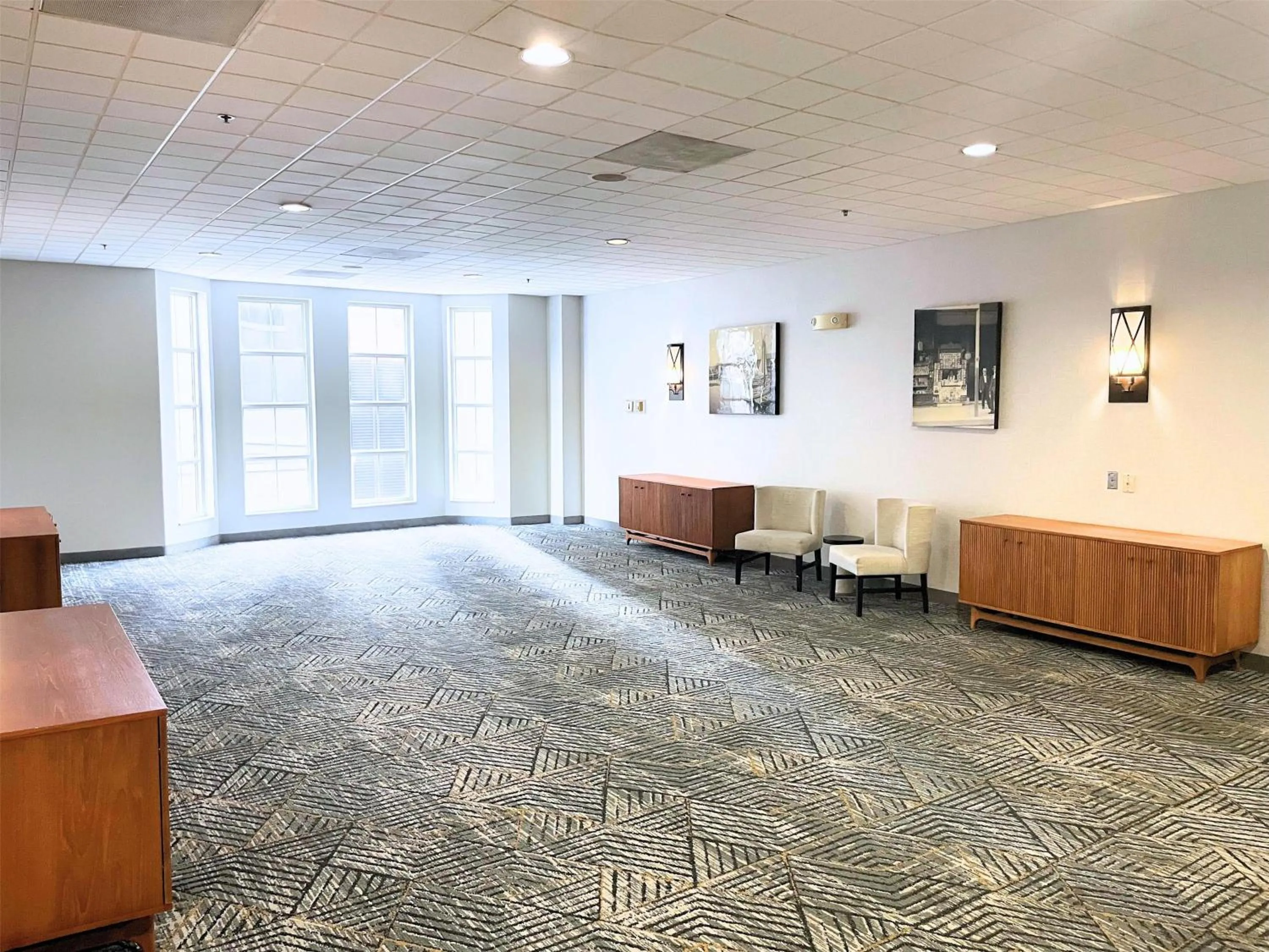 Meeting/conference room in Homewood Suites by Hilton New Orleans