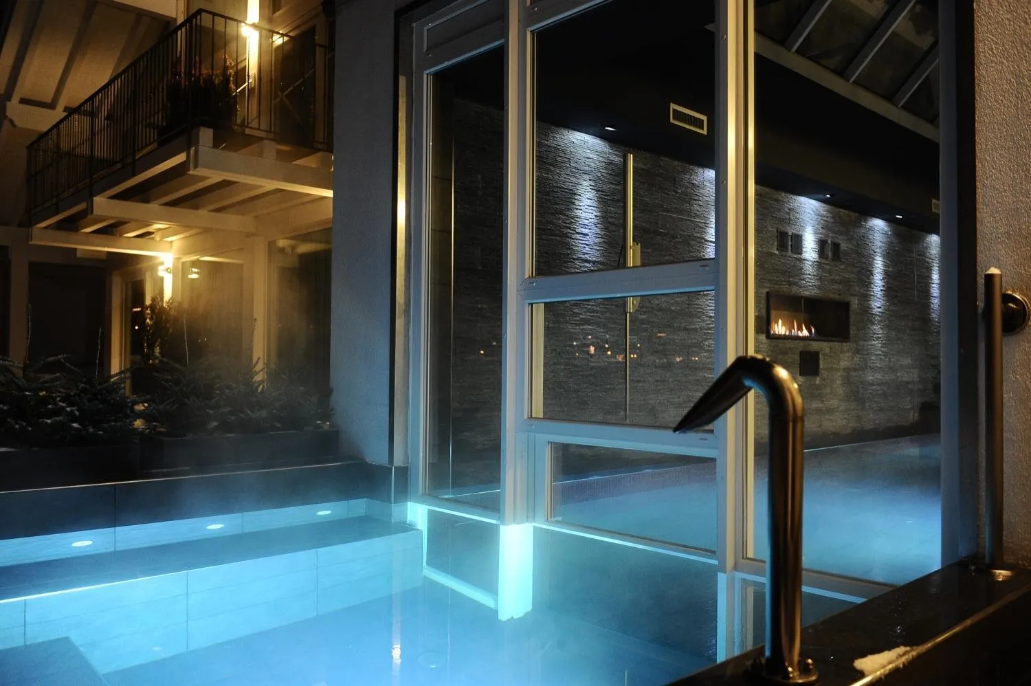 Swimming pool in Muu Village