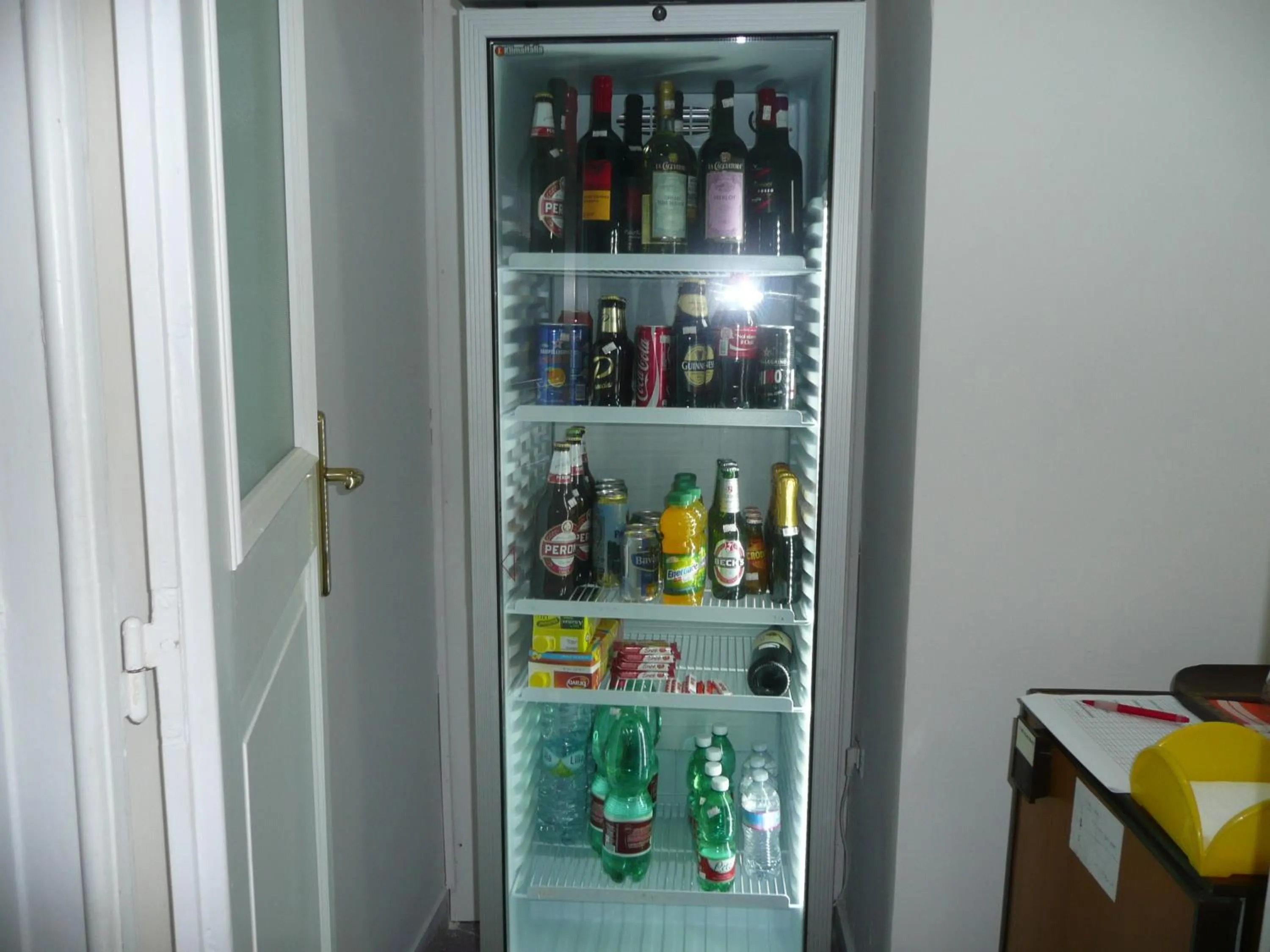 Restaurant/places to eat in I Papiri B&B Aparthotel