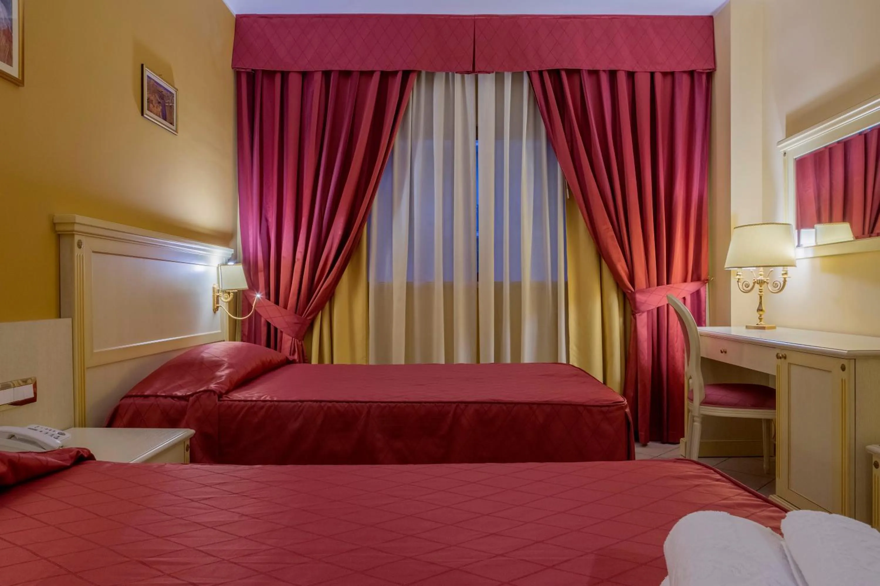 Bed in Hotel San Michele