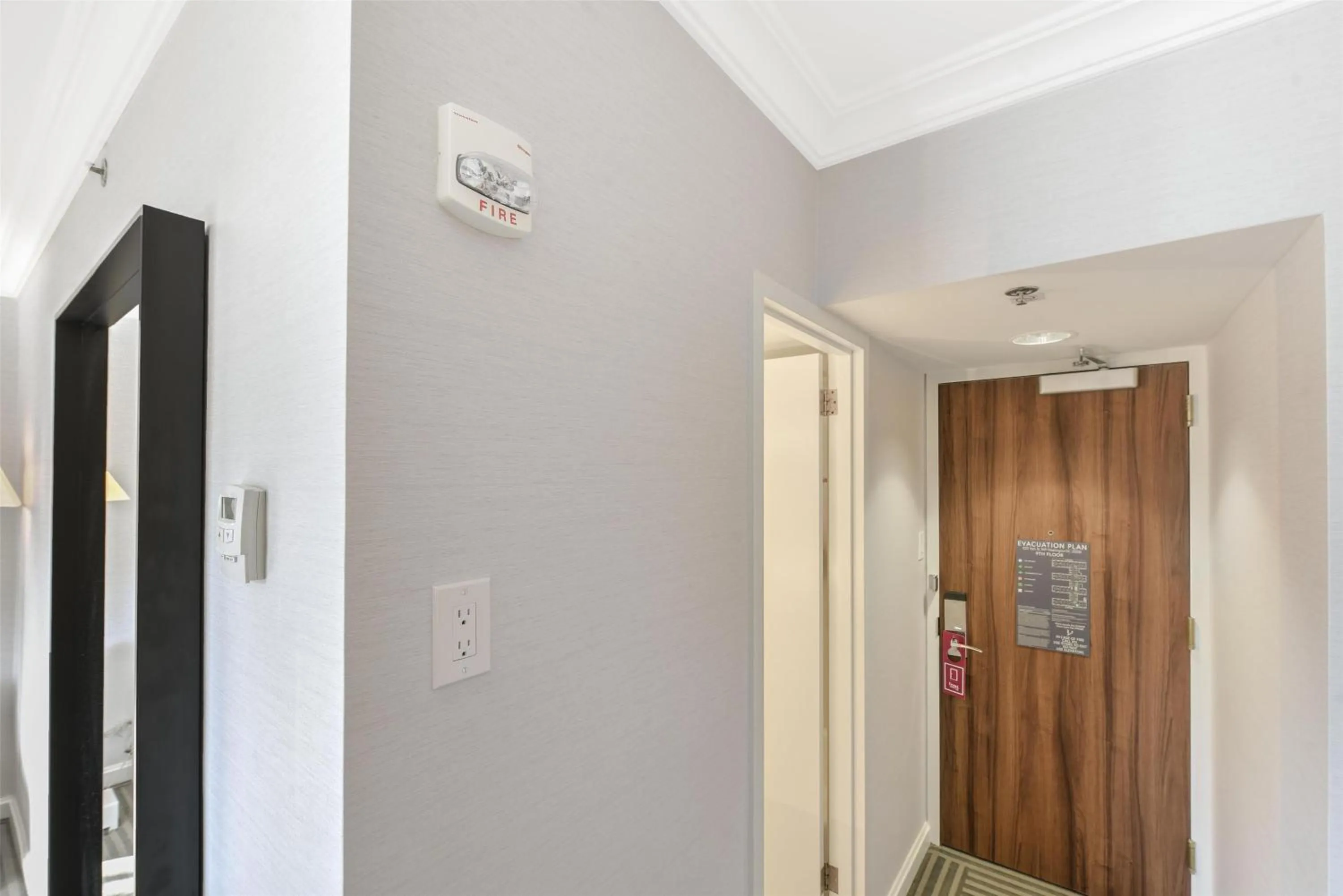 Photo of the whole room in Capital Hilton