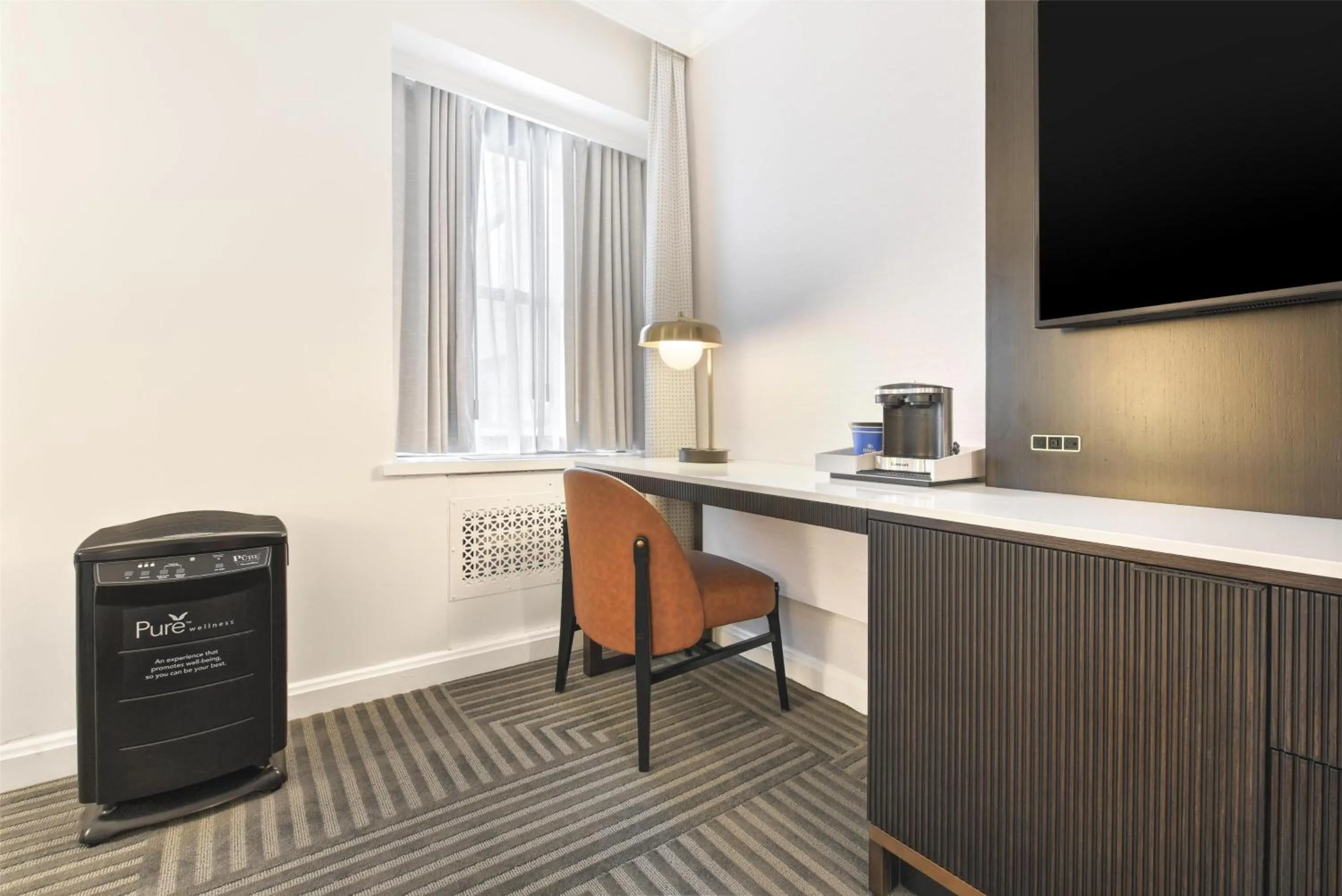 Bedroom in Capital Hilton