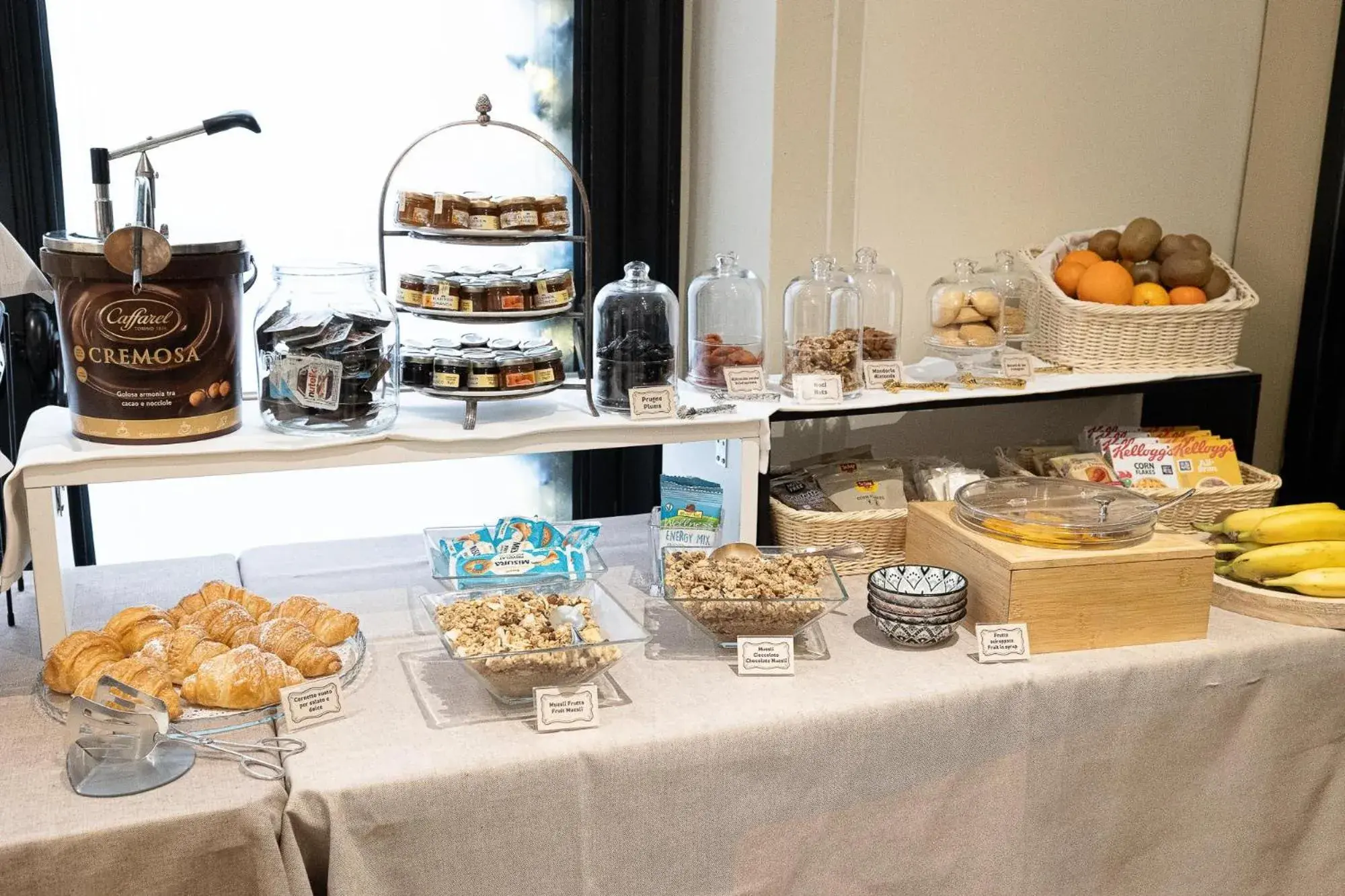 Buffet breakfast in Hotel Patria Buffet breakfast in Hotel Patria