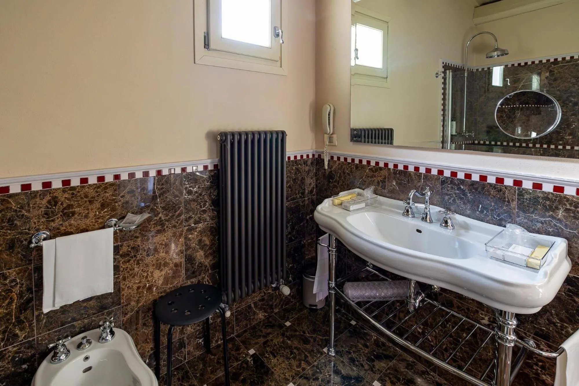 Bathroom in Hotel Patria