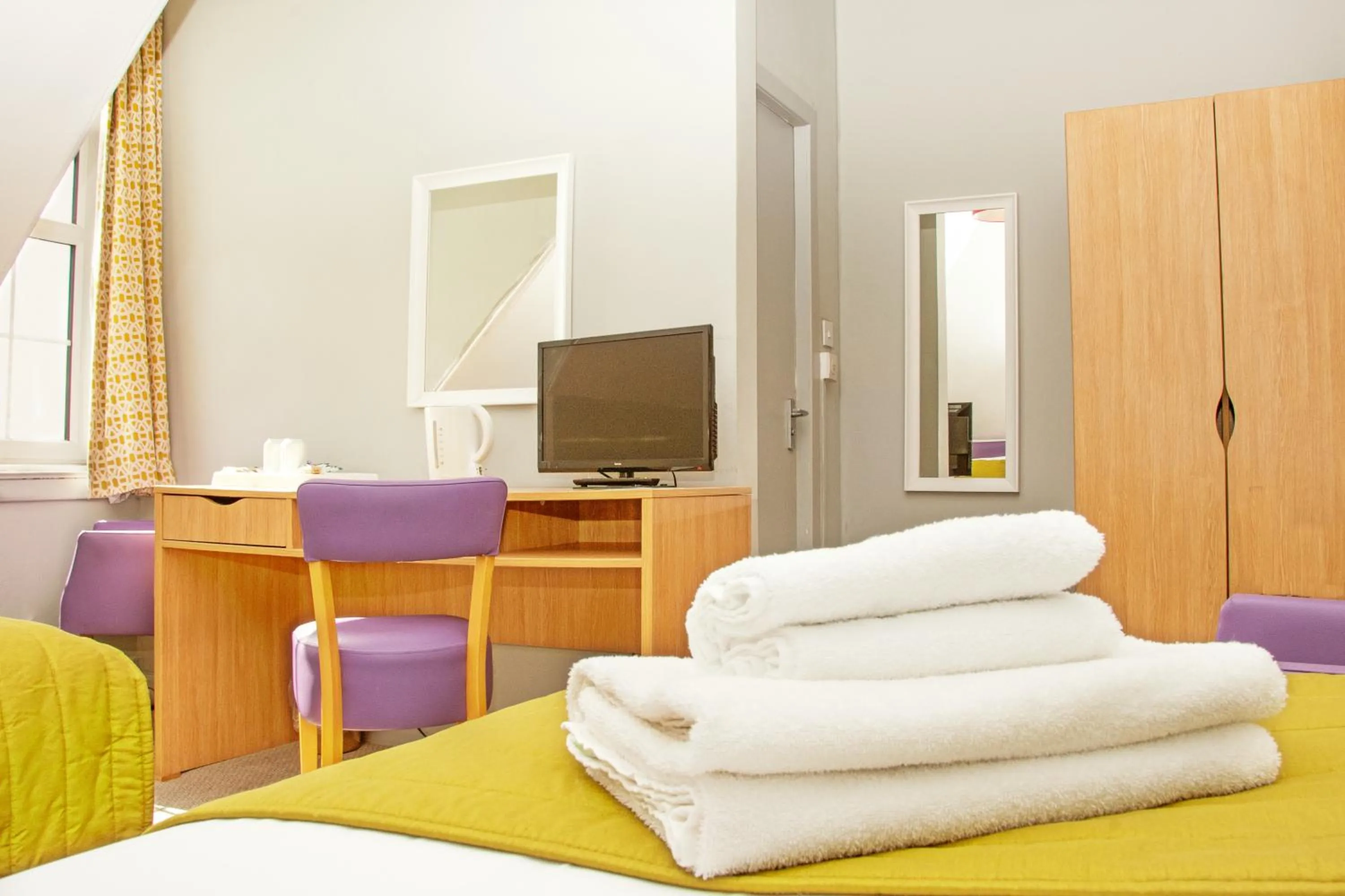 hair dresser, Bed in The Portpatrick Hotel by Compass Hospitality