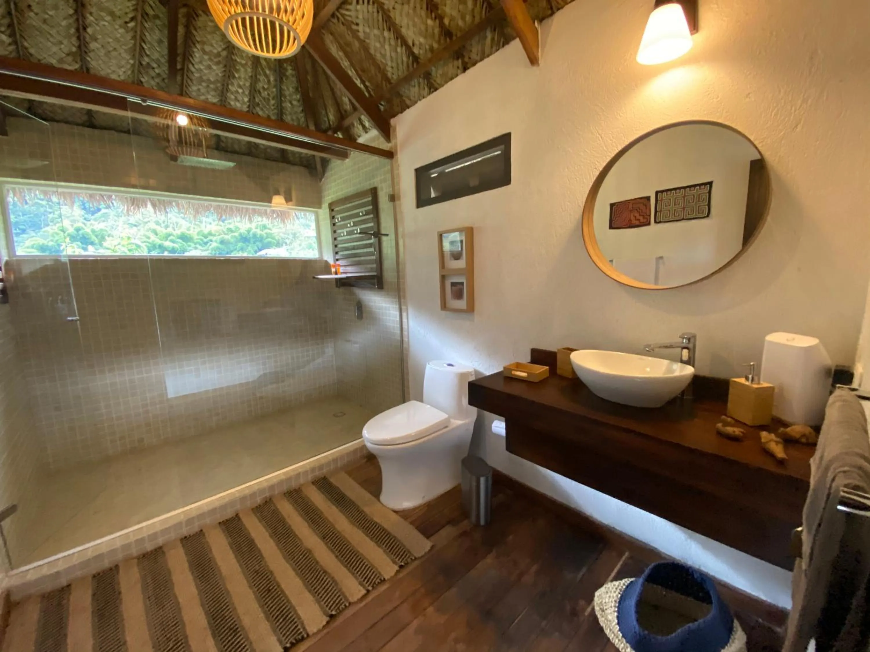 Shower in Reserva Natural Tierra Adentro