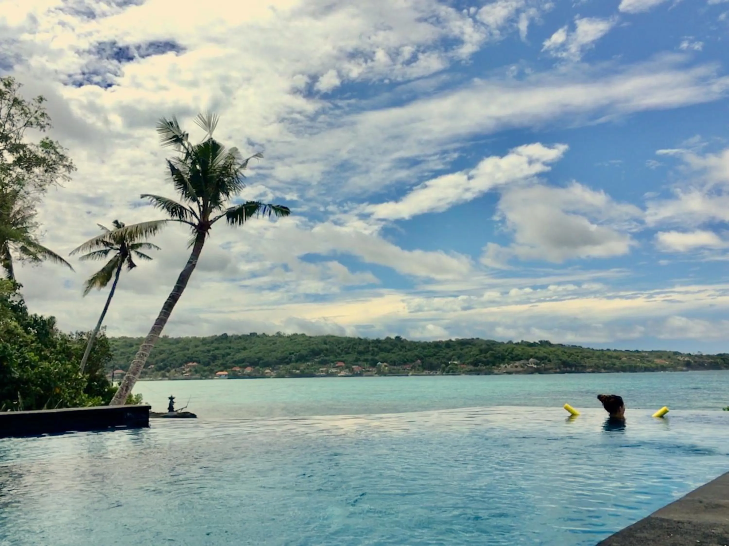 Swimming pool in Lembongan Seaview