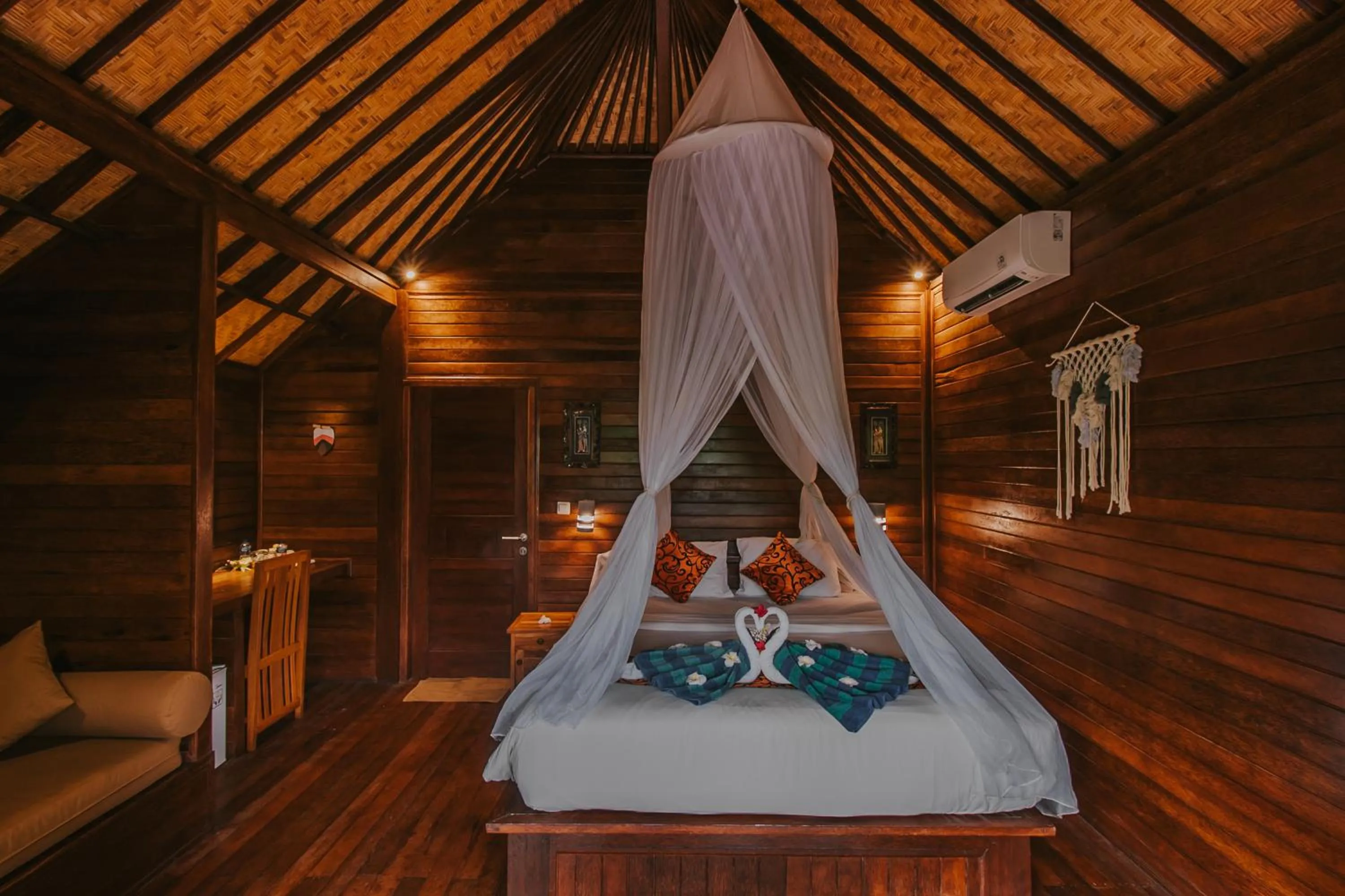 Bed in Lembongan Seaview