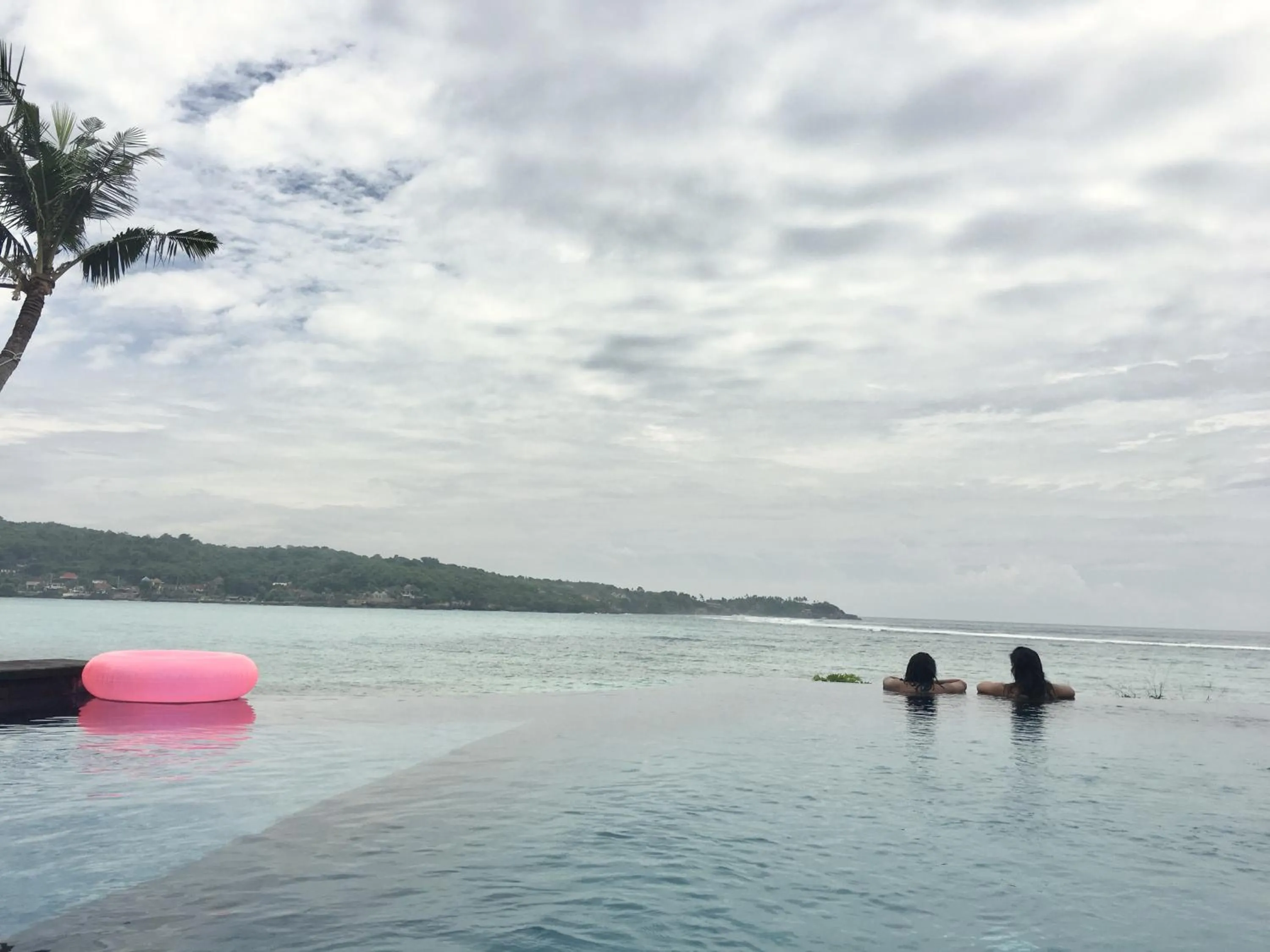 Swimming pool in Lembongan Seaview