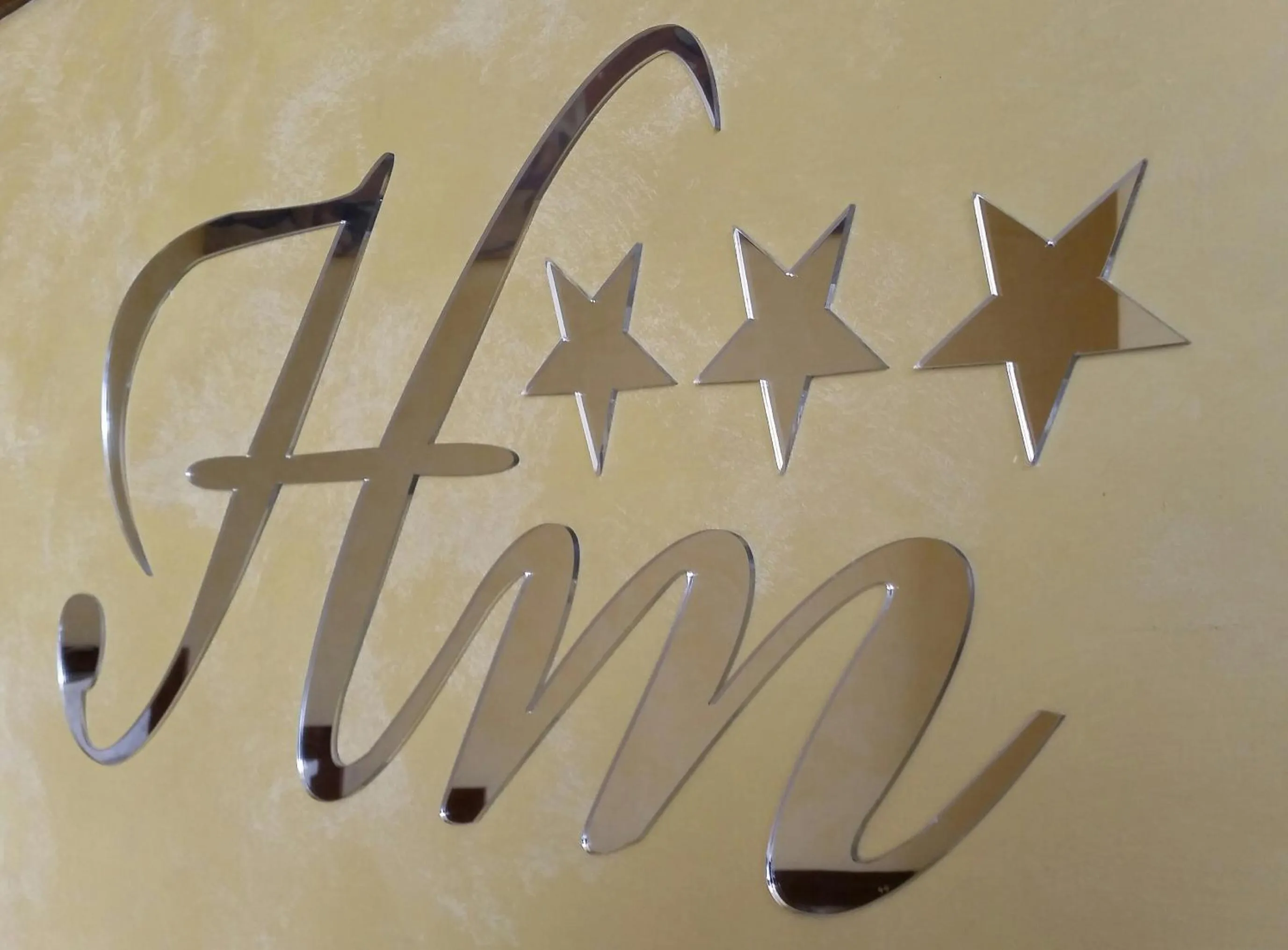 Logo/Certificate/Sign in Hotel Miravalle