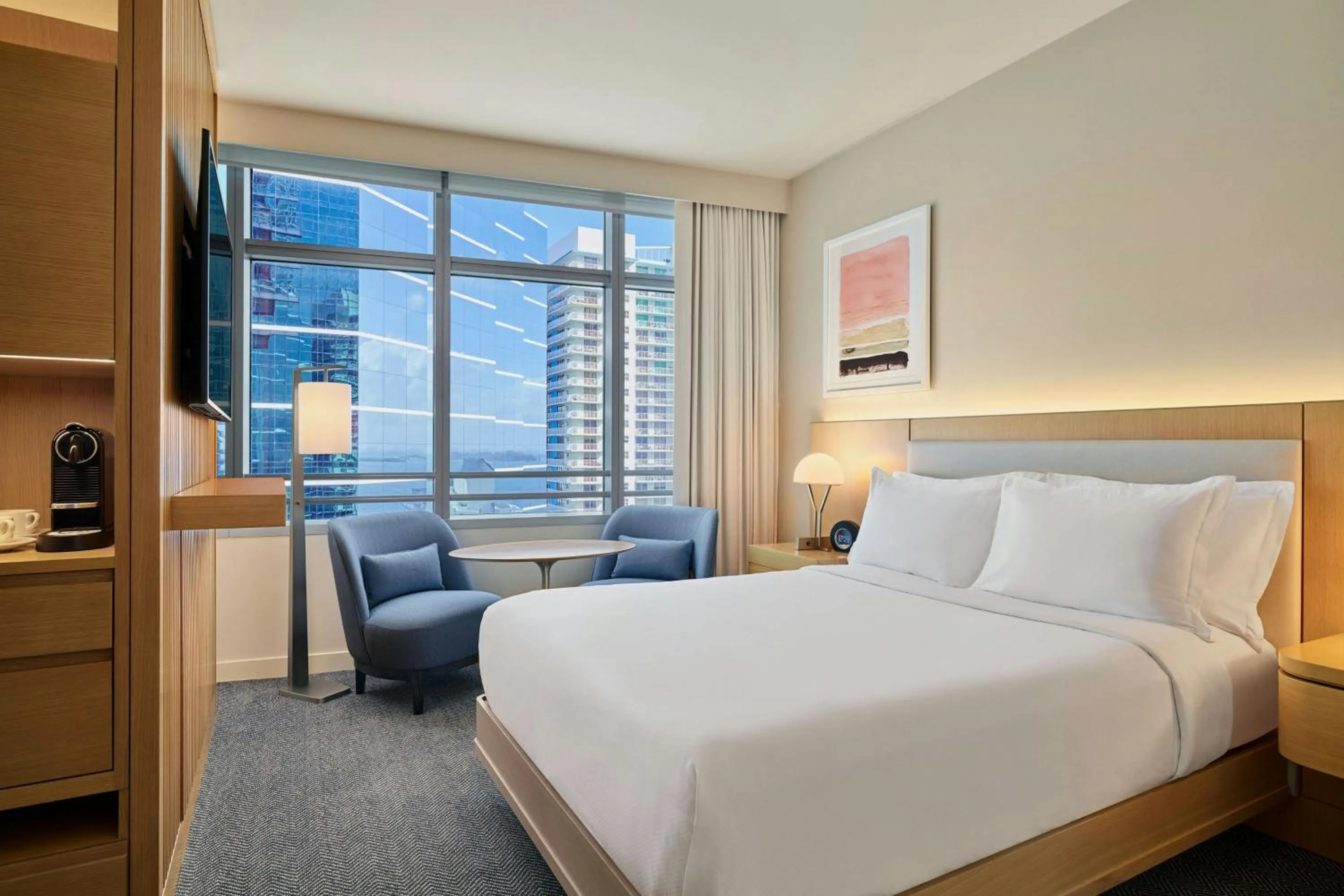 Photo of the whole room, Bed in Brickell Arch, a Luxury Collection Hotel, Miami