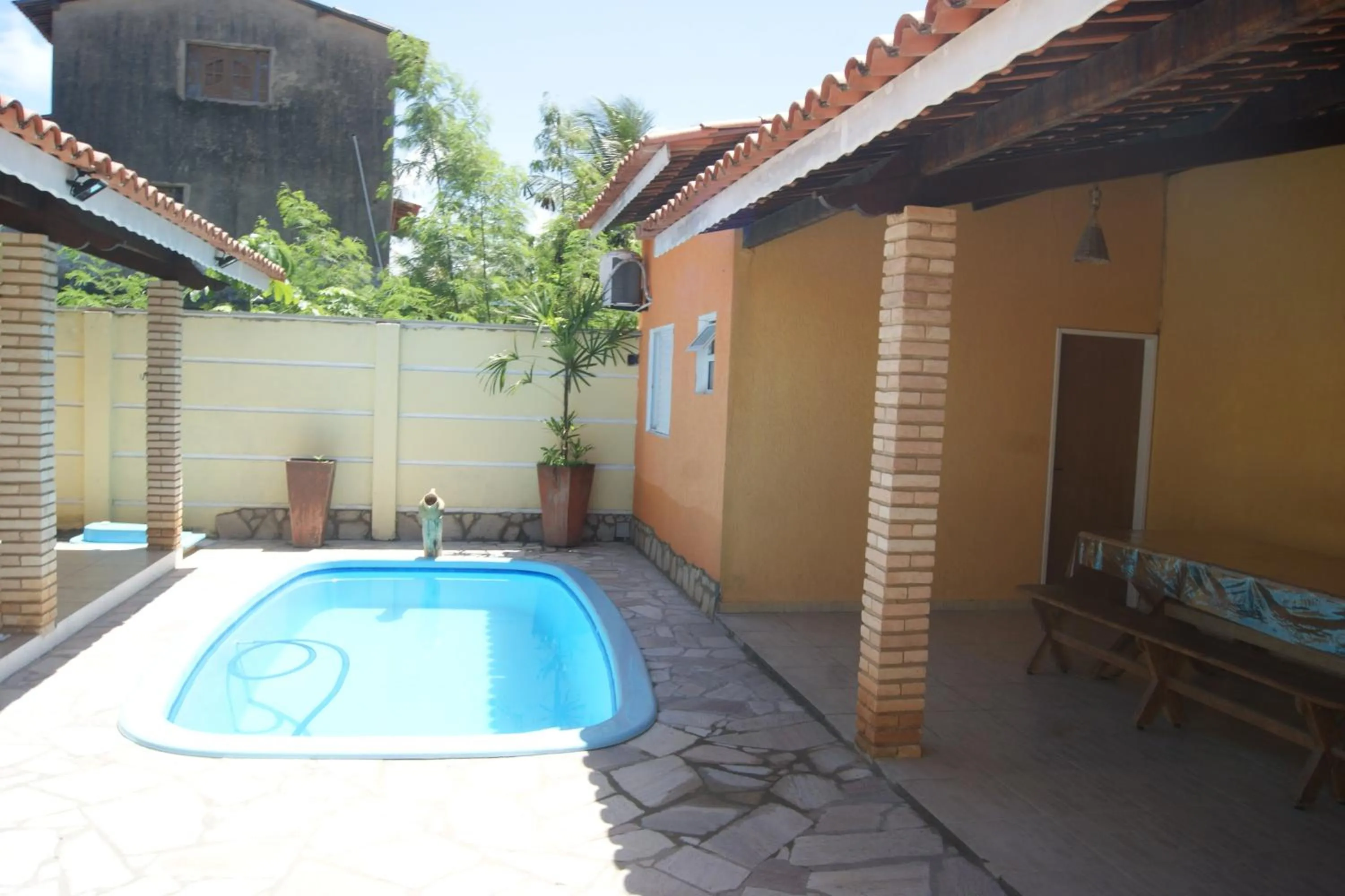 Swimming pool in Seu Lar em Milagres