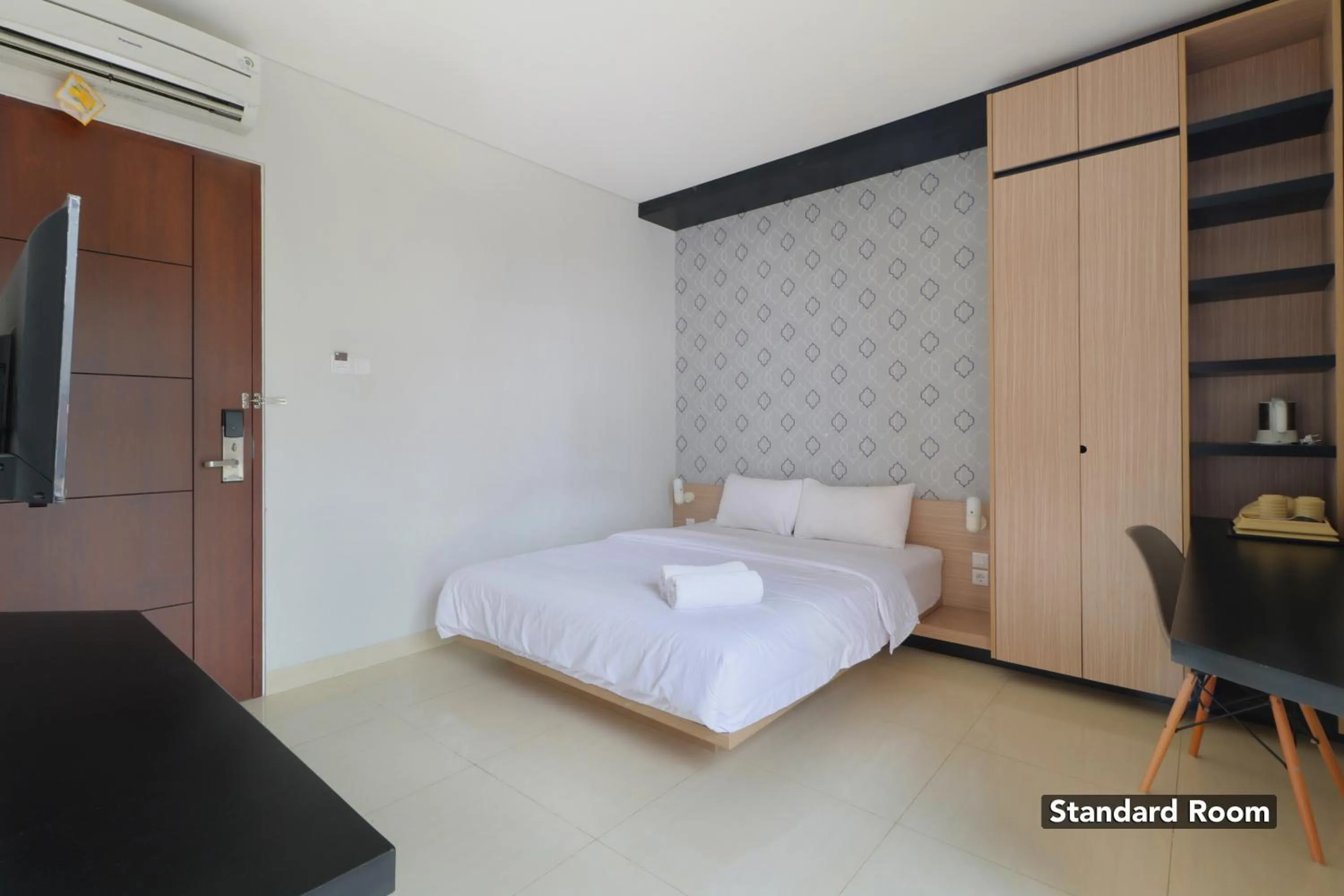 Bedroom, Bed in Plaza 54 Residence Jakarta