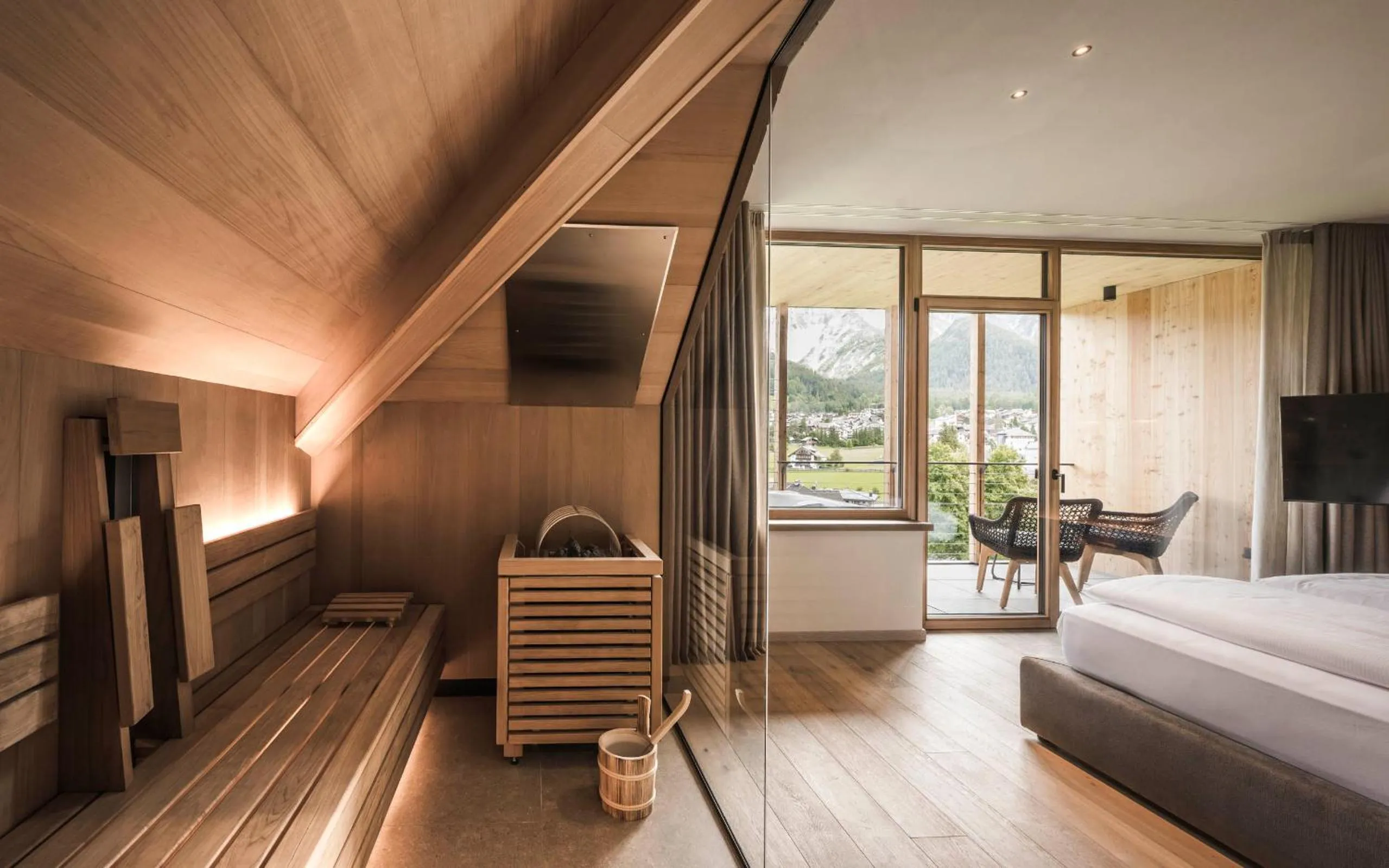 Bedroom, Bed in Excelsior Dolomites Life Resort