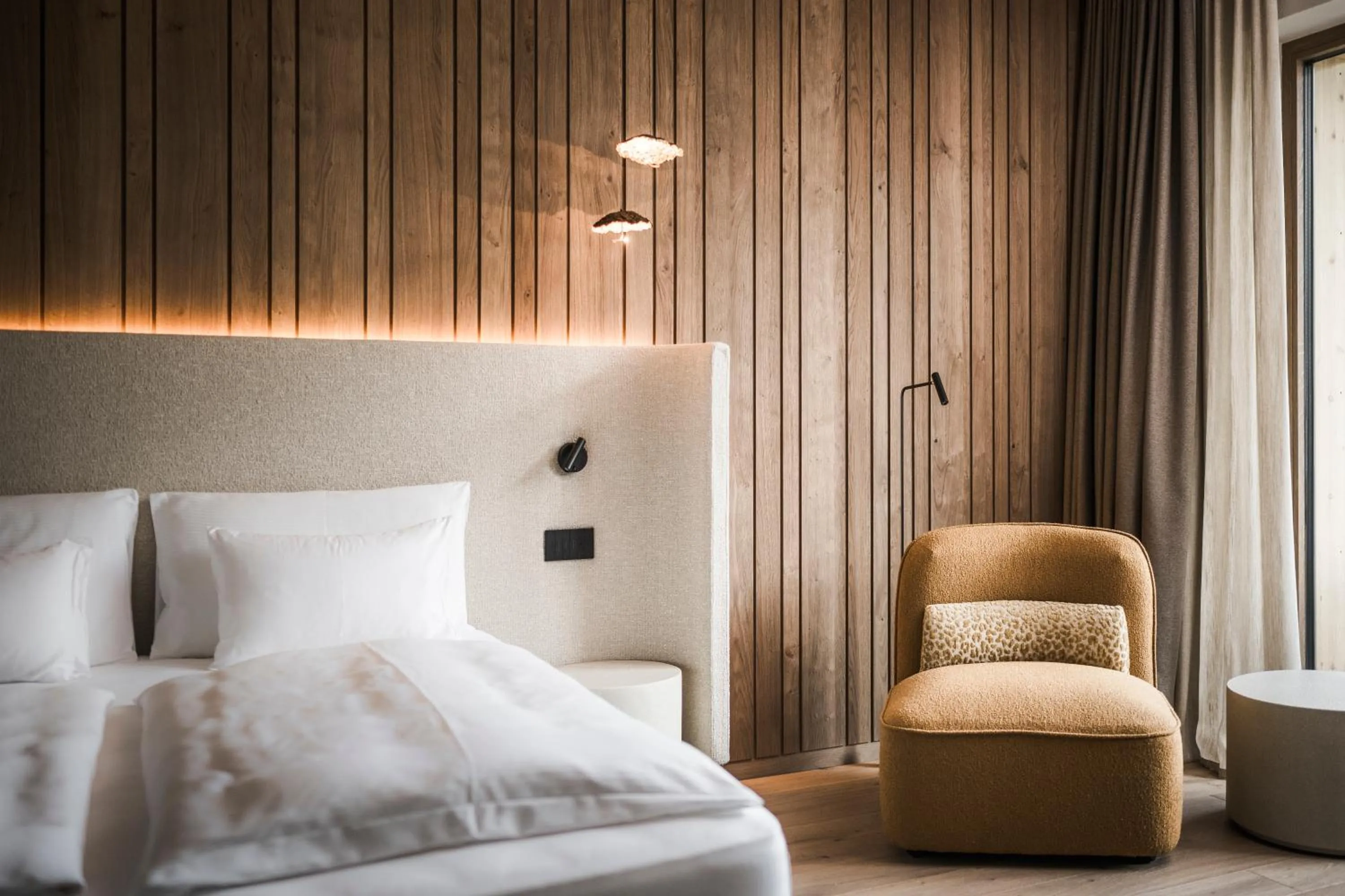 Bed in Excelsior Dolomites Life Resort