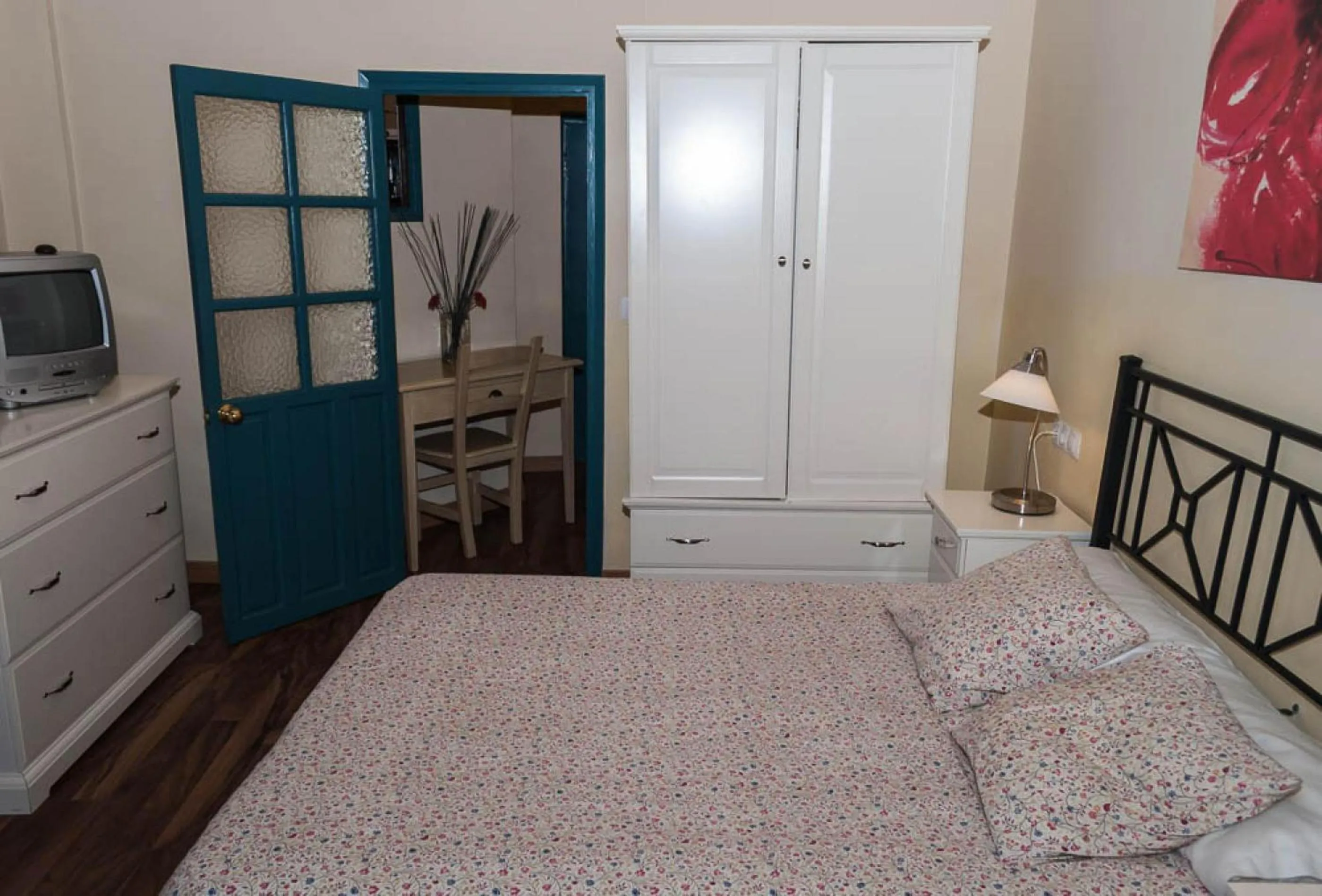 Bedroom, Bed in Pensión La Montoreña