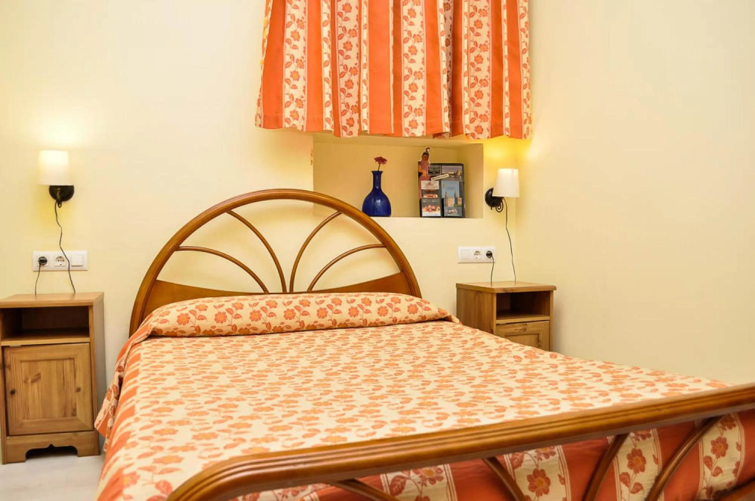 Bed in Pensión La Montoreña