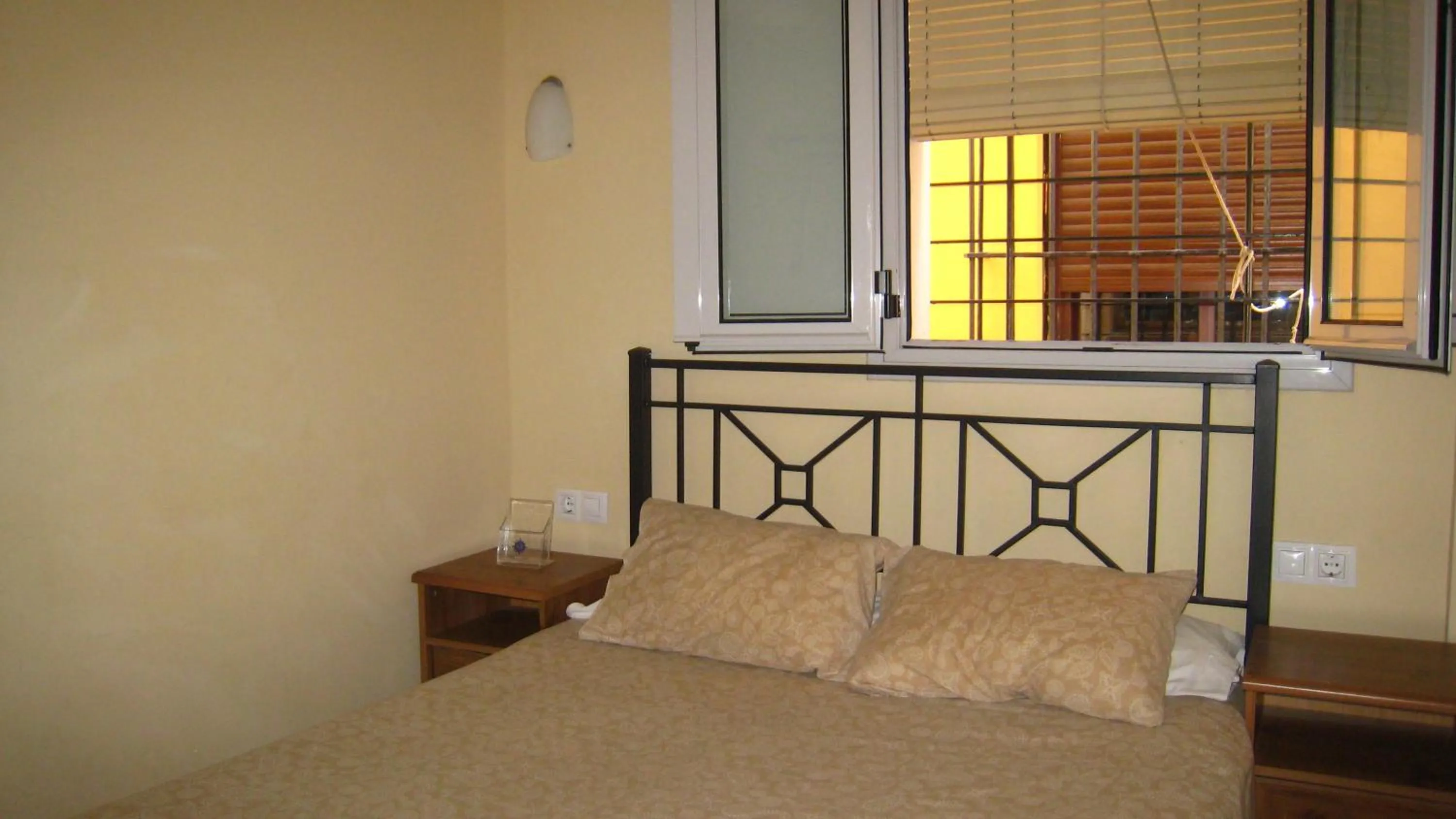 Bed in Pensión La Montoreña