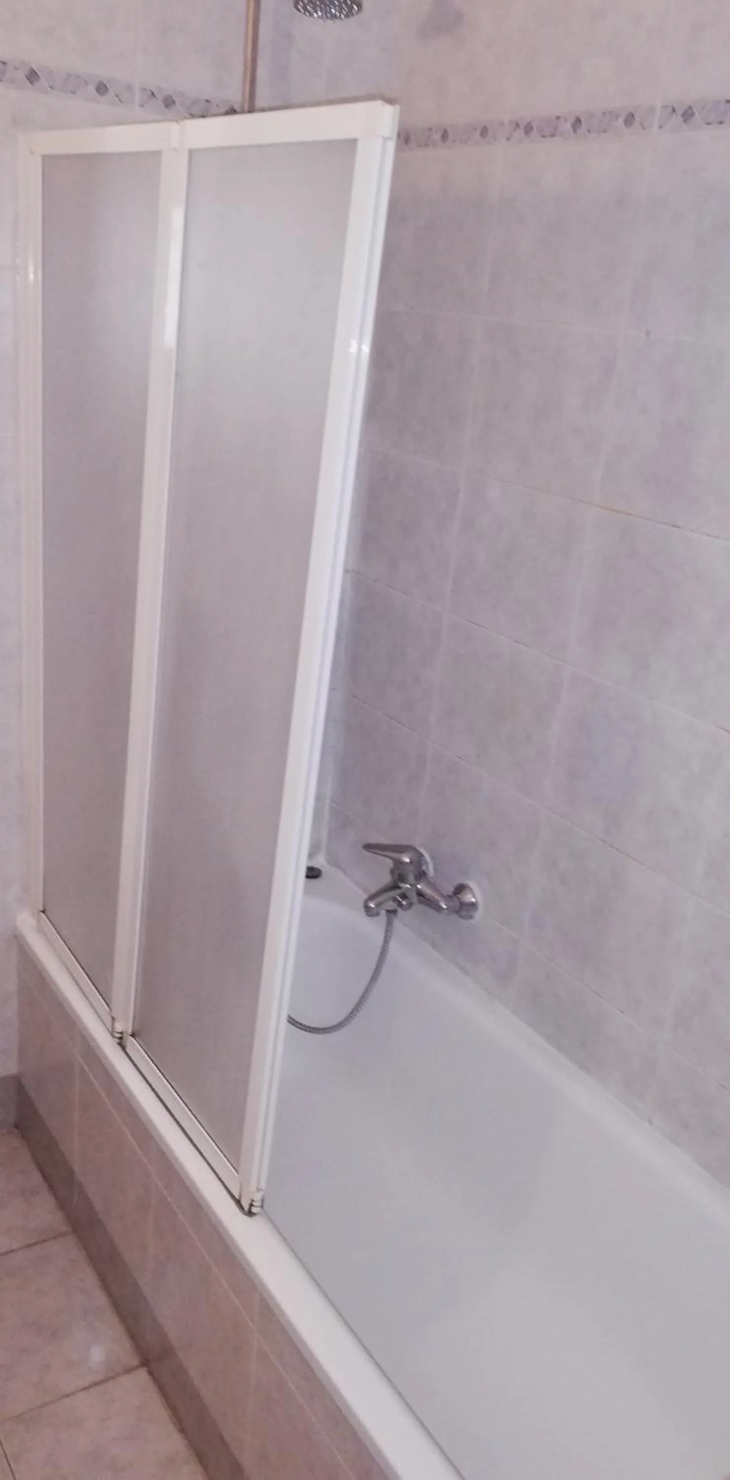 Bath in Residenza Rubbiani - Fermata Fiera e Rizzoli