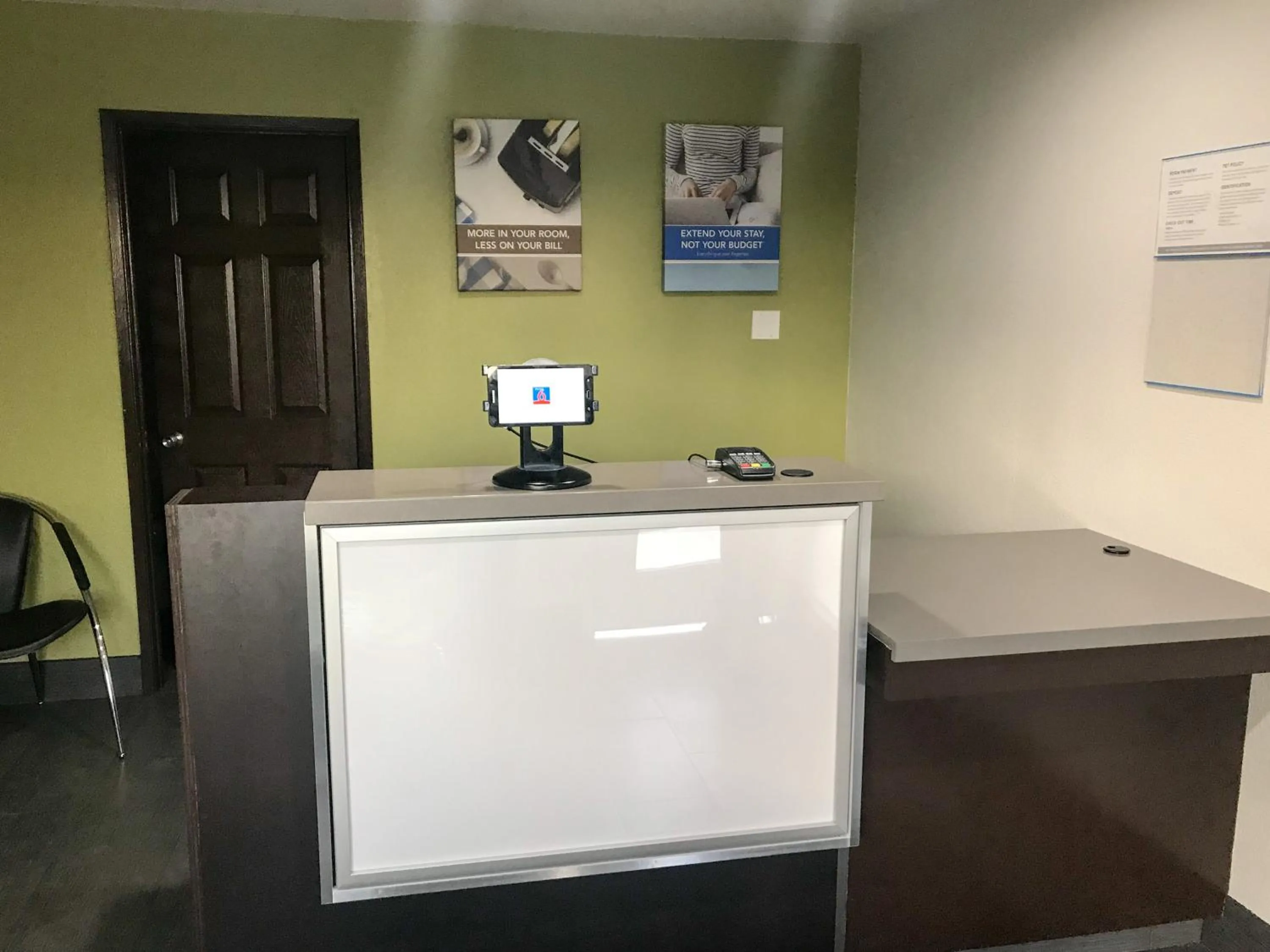 Lobby or reception in Studio 6-Buttonwillow, CA