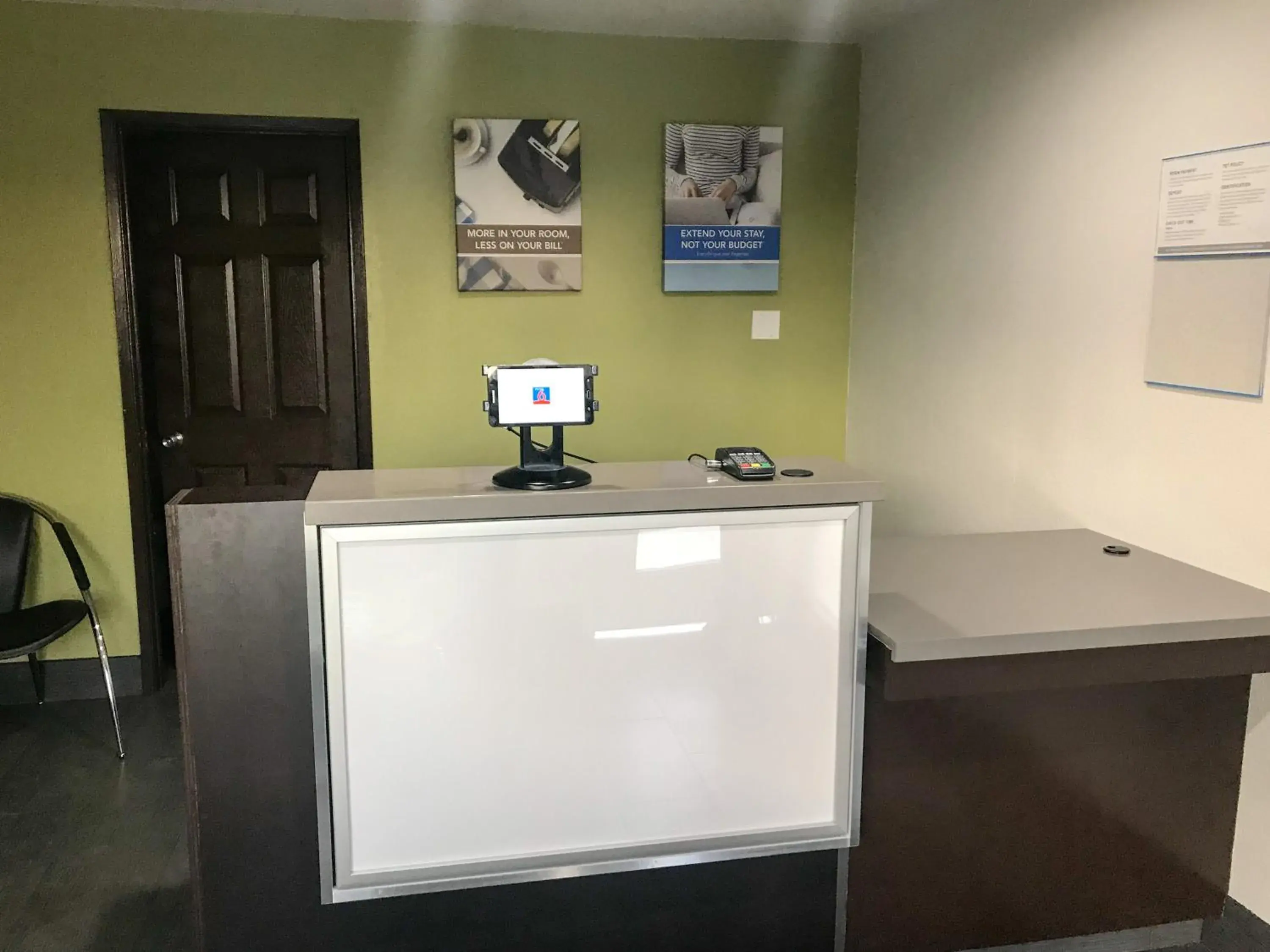 Lobby or reception in Studio 6-Buttonwillow, CA Lobby or reception in Studio 6-Buttonwillow, CA