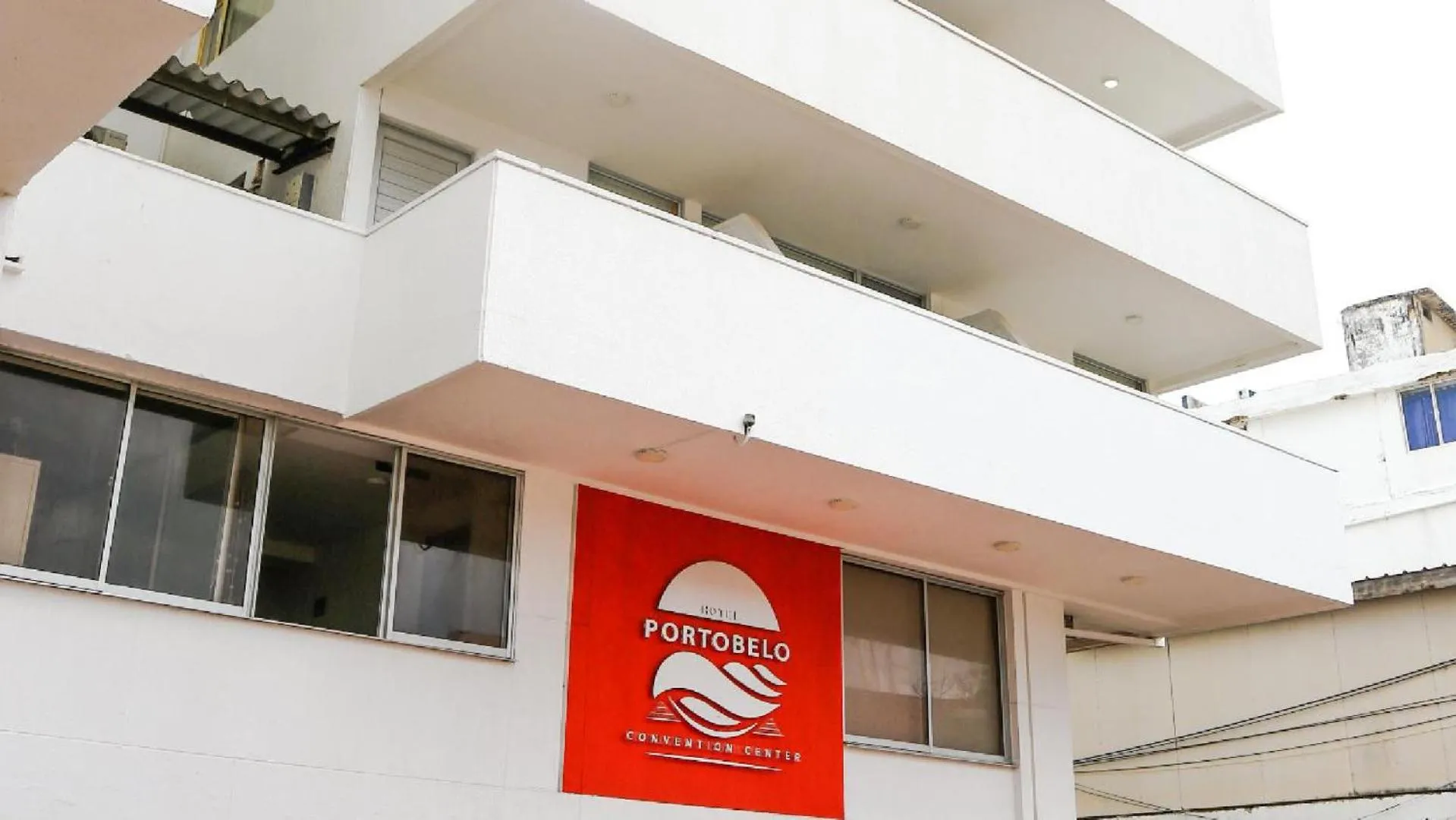 Property building in Hotel Portobelo Convention Center