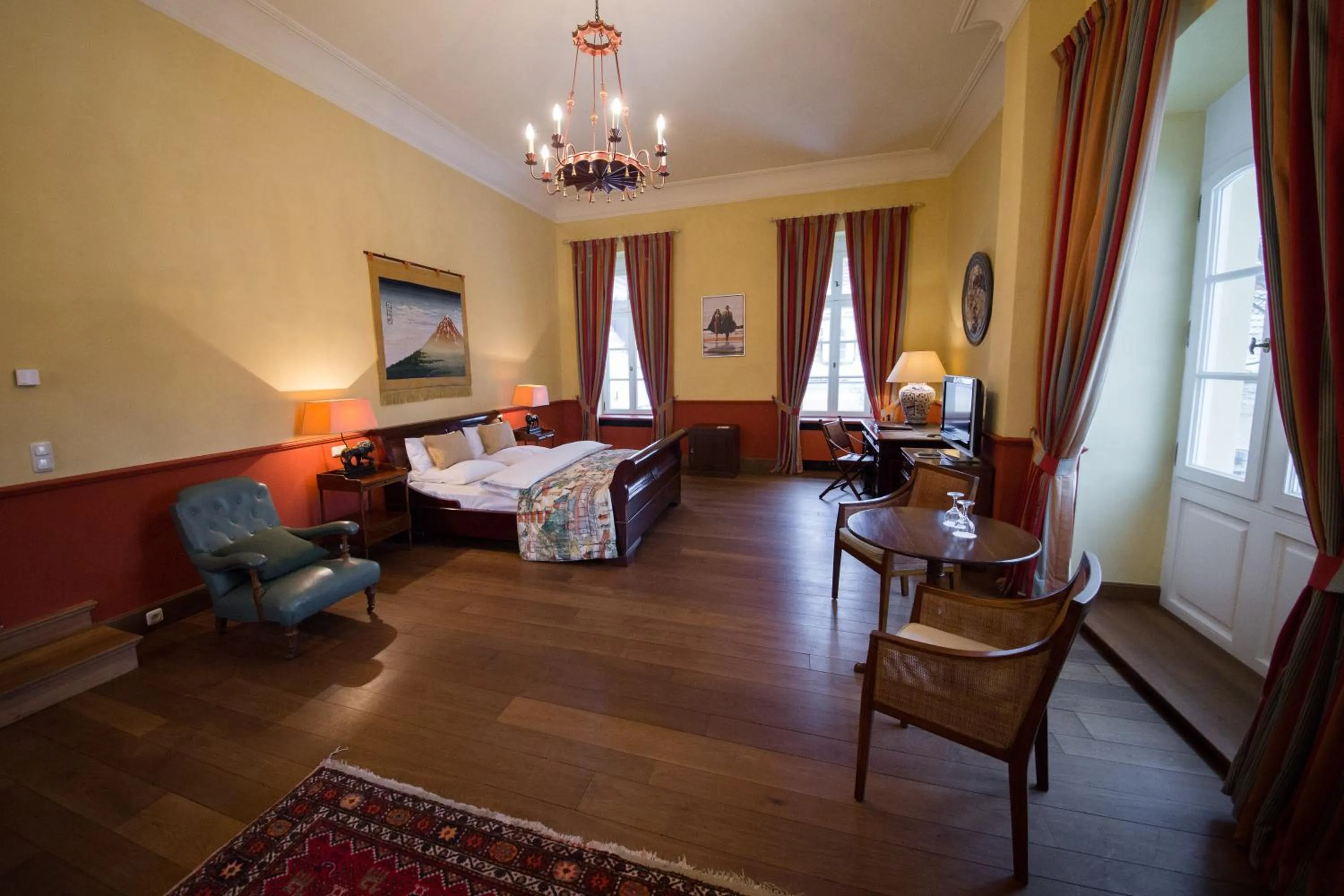 Photo of the whole room, Bed in Hotel Château Bela