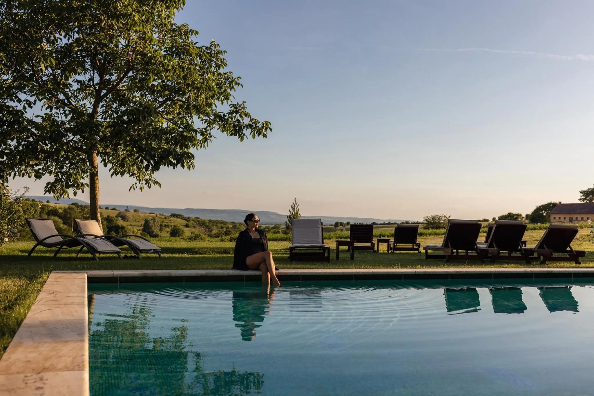 Pool view in Hotel Château Bela
