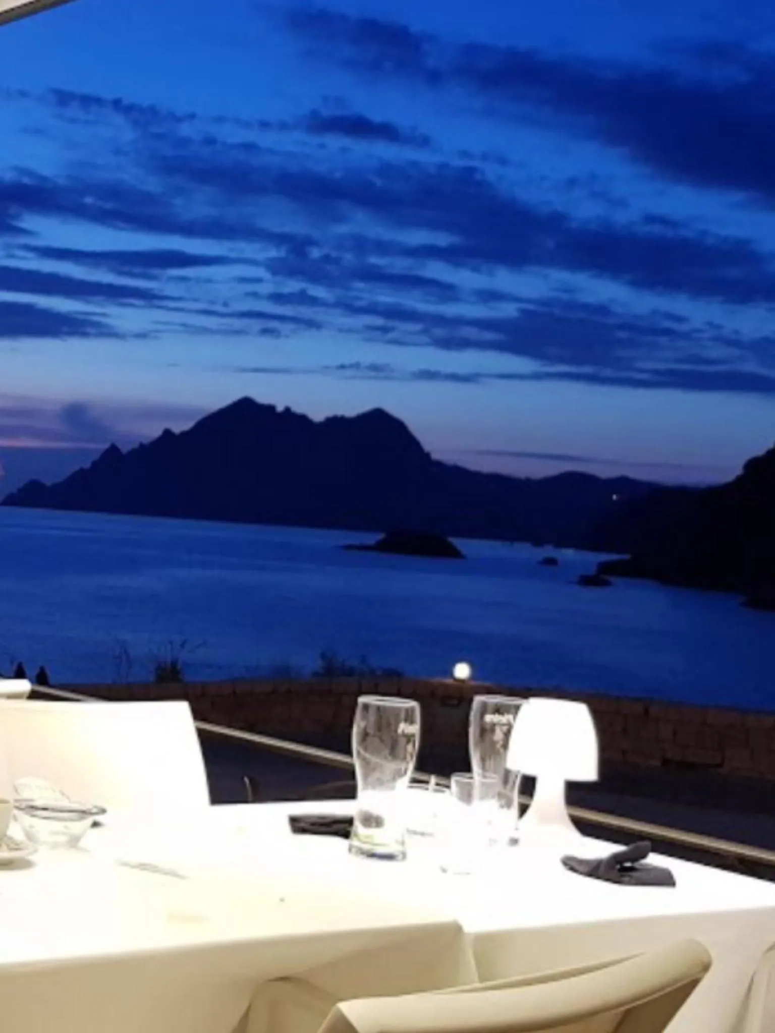 Restaurant/places to eat in Le monte rosso