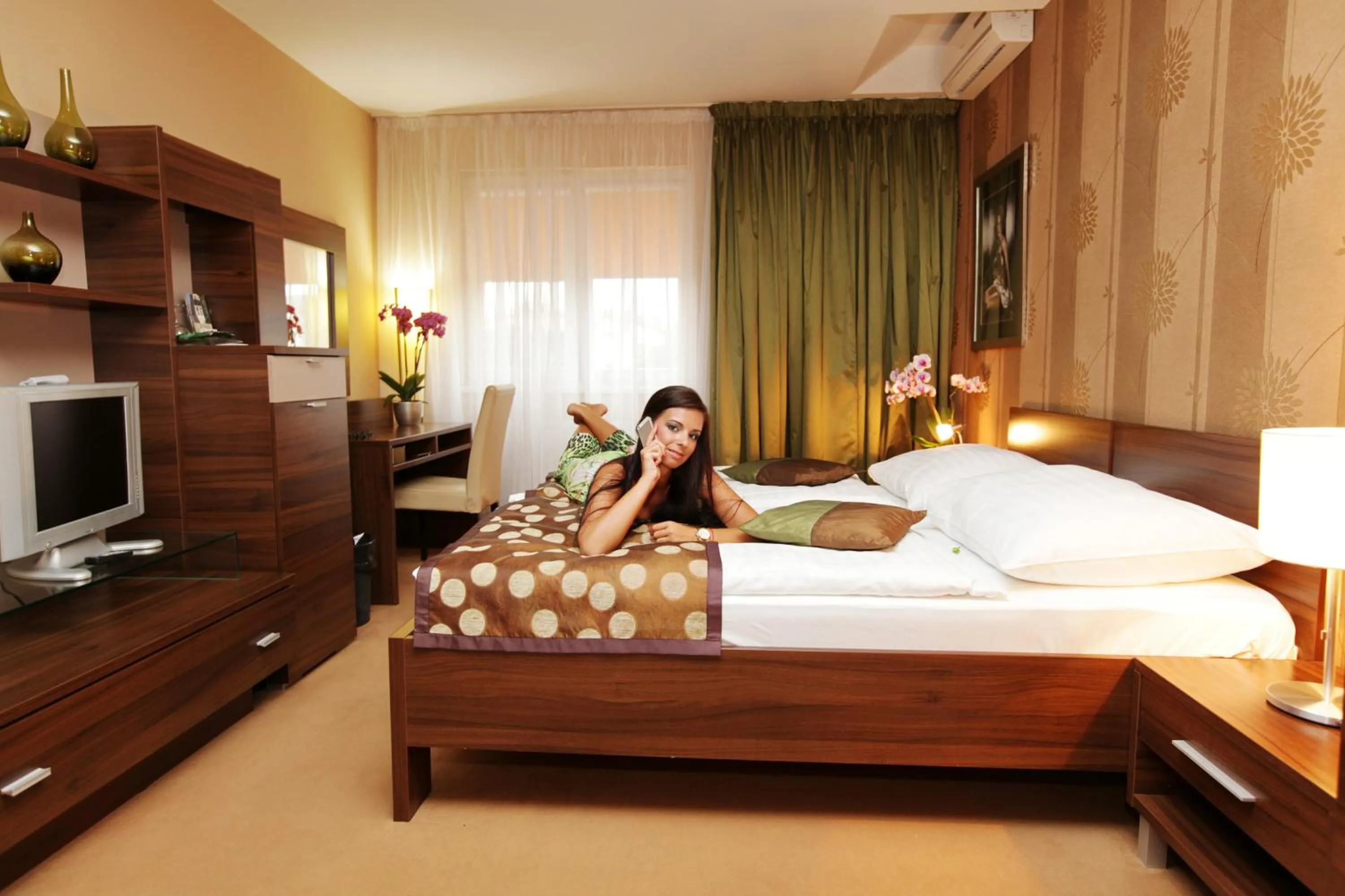 People, Bed in City Hotel Nitra with free parking