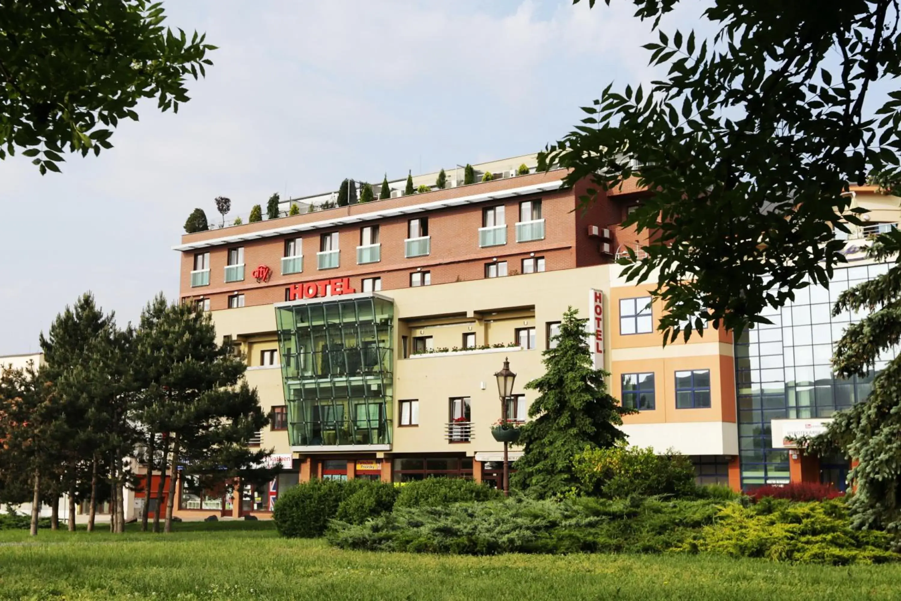 City Hotel Nitra with free parking City Hotel Nitra with free parking